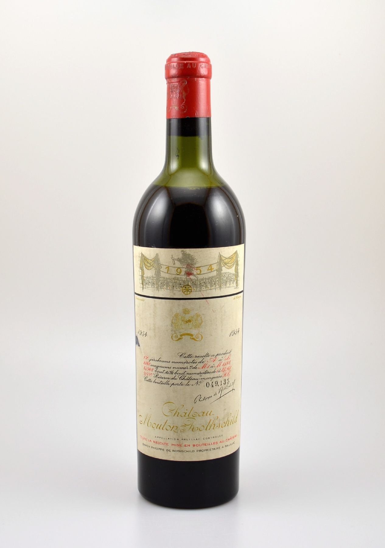 1 Flasche 1954 Chatau Mouton Rothschild, Füllstand: ca. upper mid shoulder, Etikett l. beschmutzt bzw. besch., unverkostet, Künstleretikett von ...