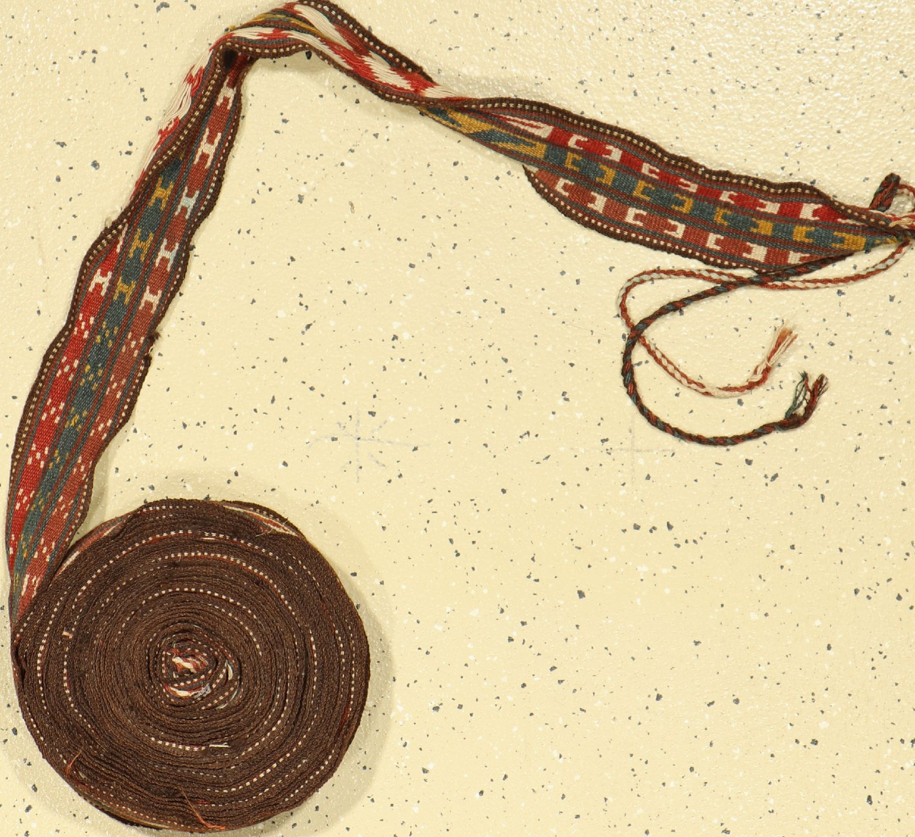 Zeltband alt, Tukmenistan, ca. 60 Jahre, Wolle auf Wolle, ca. 1400 x 08 cm, EHZ: 2