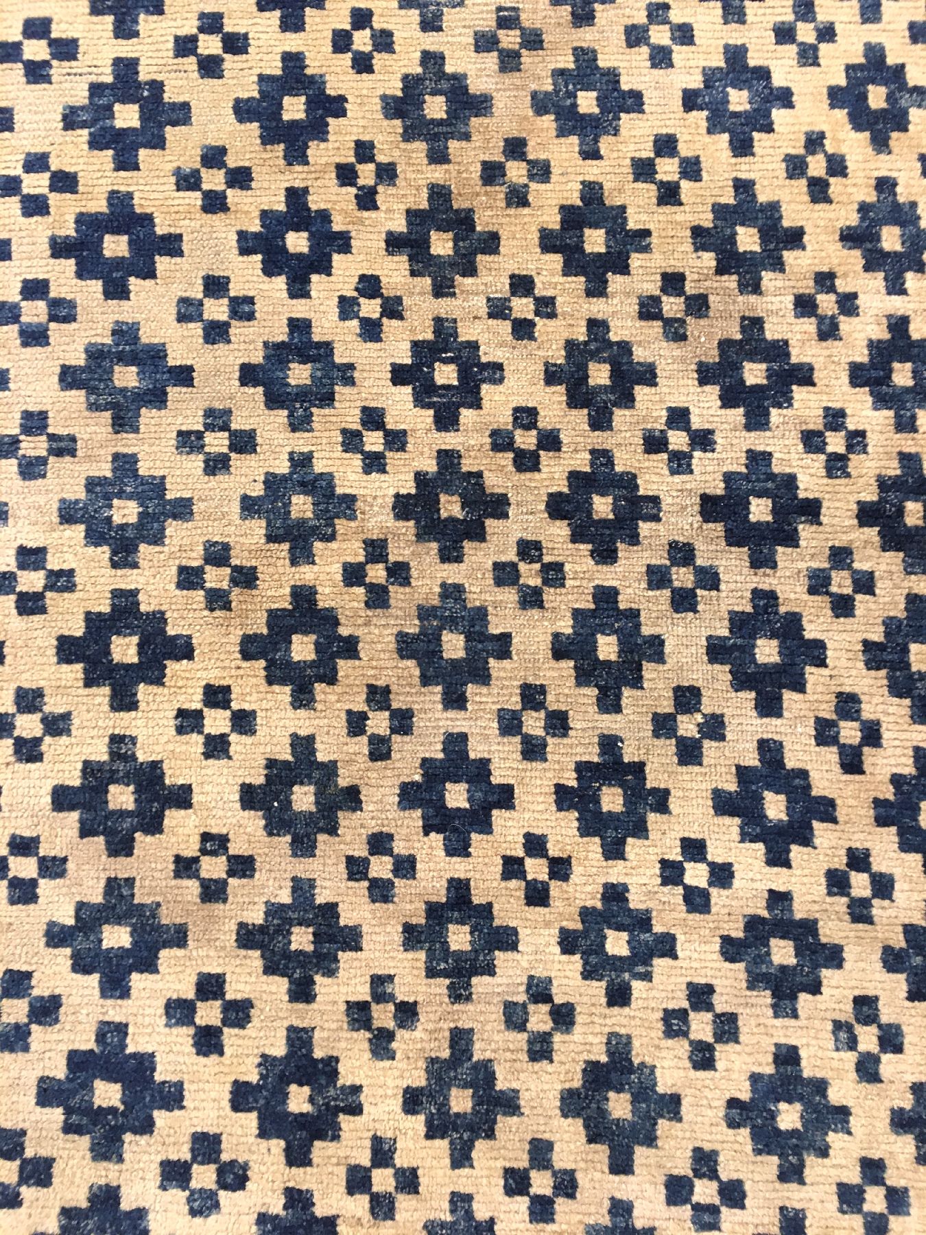 Detail c: Gyantse "Meditations-Teppich" antik, Südtibet, Ende 19.Jhd., Wolle geknüpft auf Wolle. Tibetischer Meditationsteppich mit Rapport Muster ...