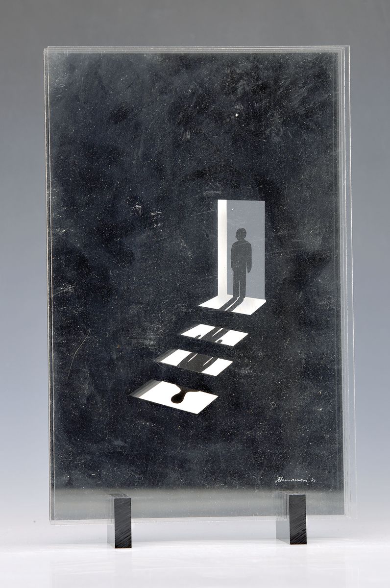 Jeroen Henneman, geb. 1942, Schatten, Objekt aus Siebdruck auf vier Plexiglasplatten, dadurch dreidimensional, signiert und datiert 82, ca. 30x18x6cm