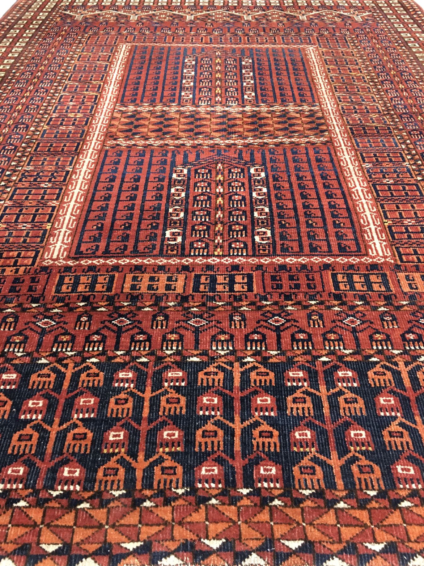 Detail b: Seltener Saryk "Engsi" antik, Turkmenistan, 19.Jhd., Wolle geknüpft auf Wolle. Kleinformatiger Türteppich der Saryken mit ...