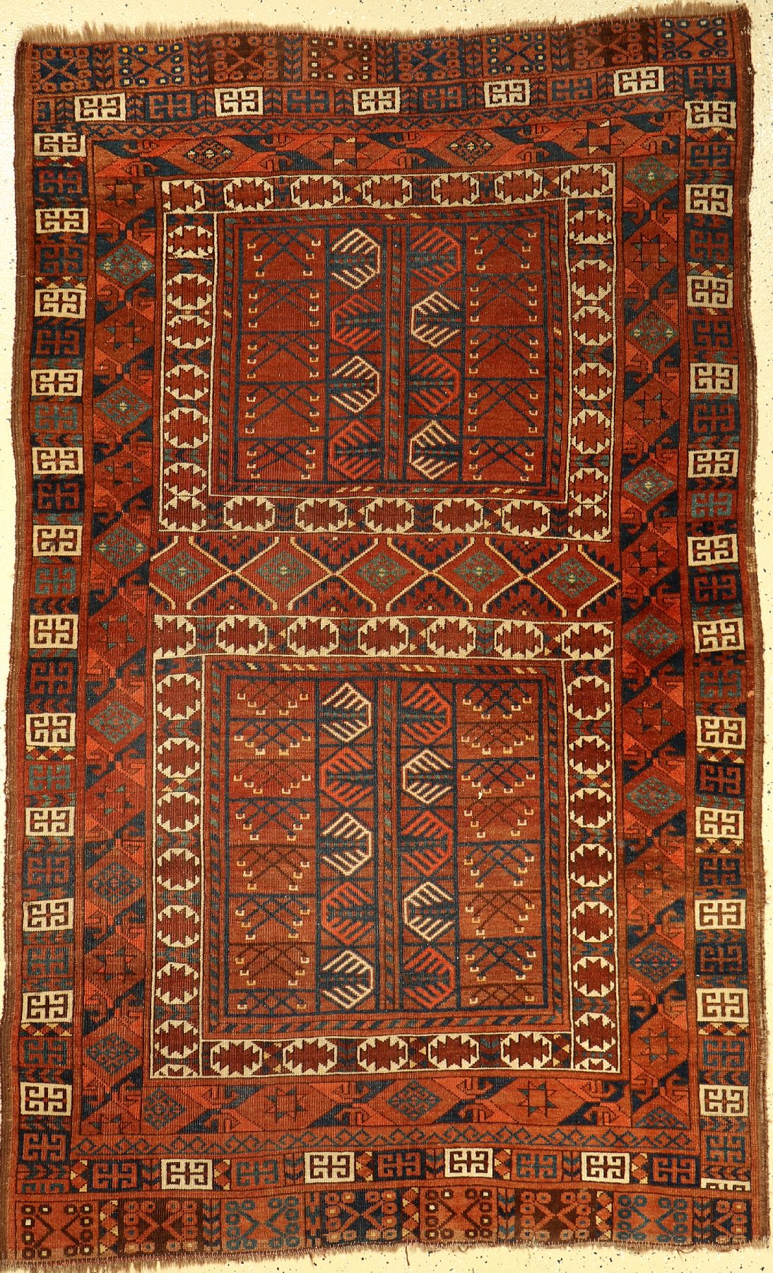 Ersari "Engsi" antik, Turkmenistan, um 1900, Wolle auf Wolle, ca. 200 x 127 cm, EHZ: 3 (Altersspuren)