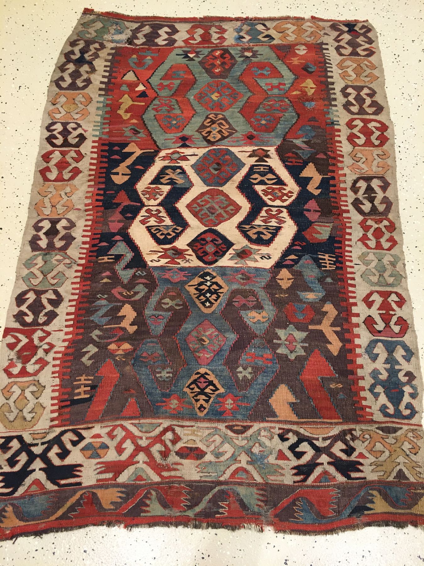 Detail a: Konya Aksaray "Kelim" antik, Zentralanatolien, 19.Jhd., Wolle gewebt auf Wolle. Kleinformatiger Kelim aus Zentralanatolien mit ...