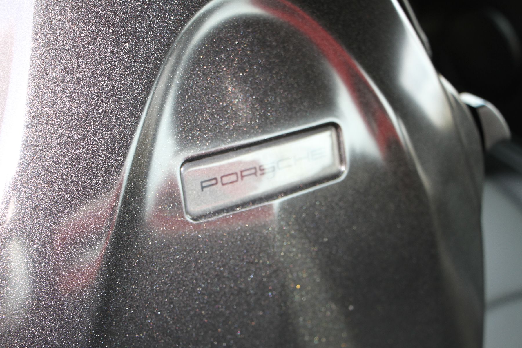 Detail l: Porsche 911 Carrera RS 993, Fahrgestellnummer: WP0ZZZ99ZTS390517, EZ 08/1995, 2. Hand, Erstzulassung als Vorführwagen, Laufleistung 23.400 km, HU ...