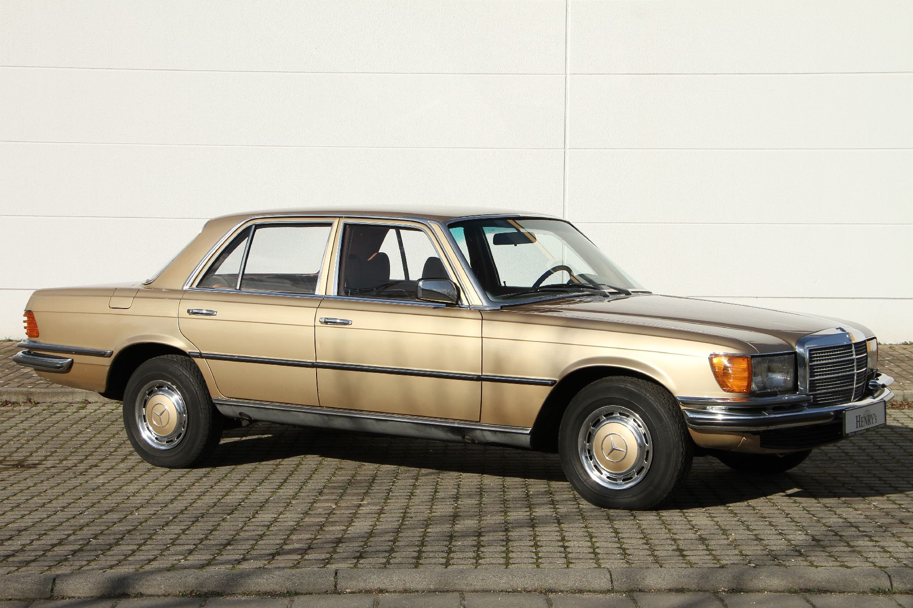 Detail a: Mercedes-Benz 280 SE, Fahrgestellnummer: 11602410093259, EZ 08/1977, Fahrzeug ursprünglich US Version, 1. Hand im deutschen Brief, Laufleistung ...