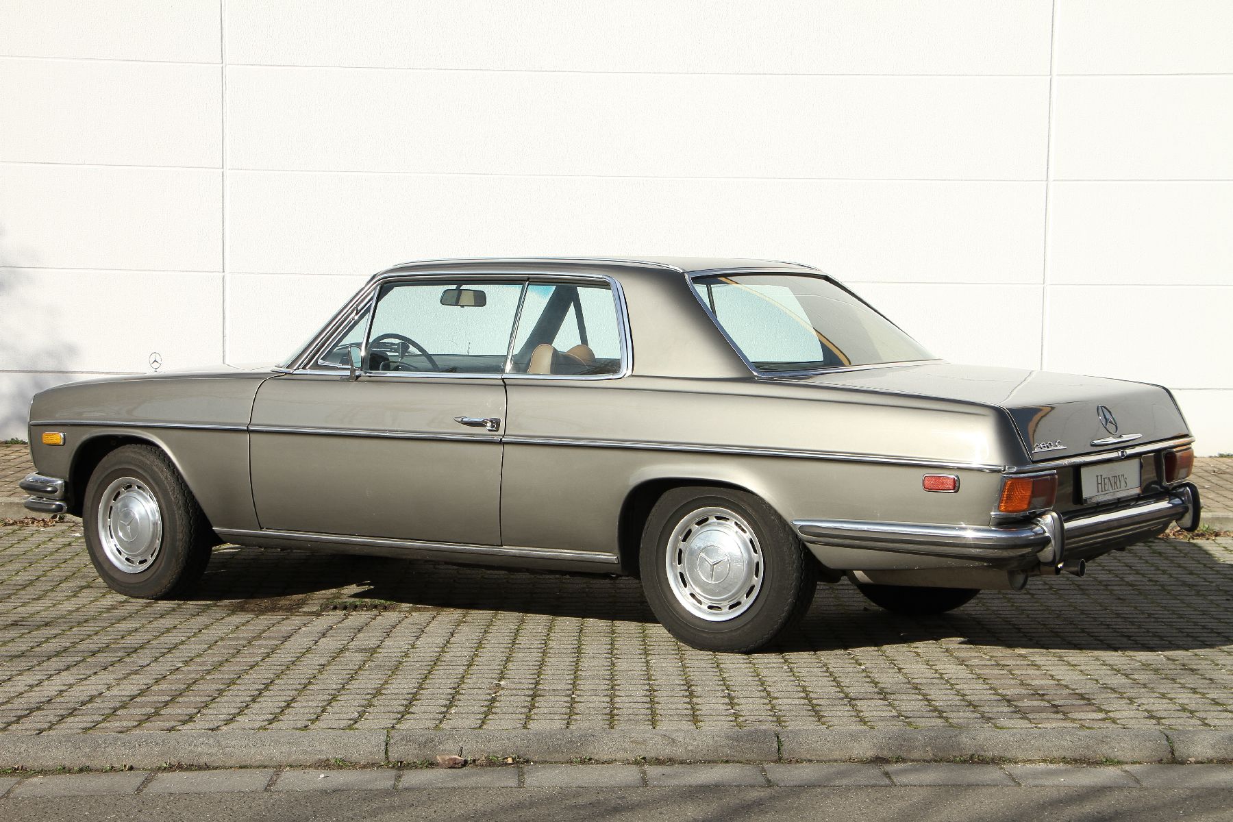 Detail c: Mercedes-Benz 280 Coupé, Fahrgestellnummer: 11407312002203, EZ 07/1973, Fahrzeug ursprüngliche US Version, 1 Vorbesitzer im Brief eingetragen, ...