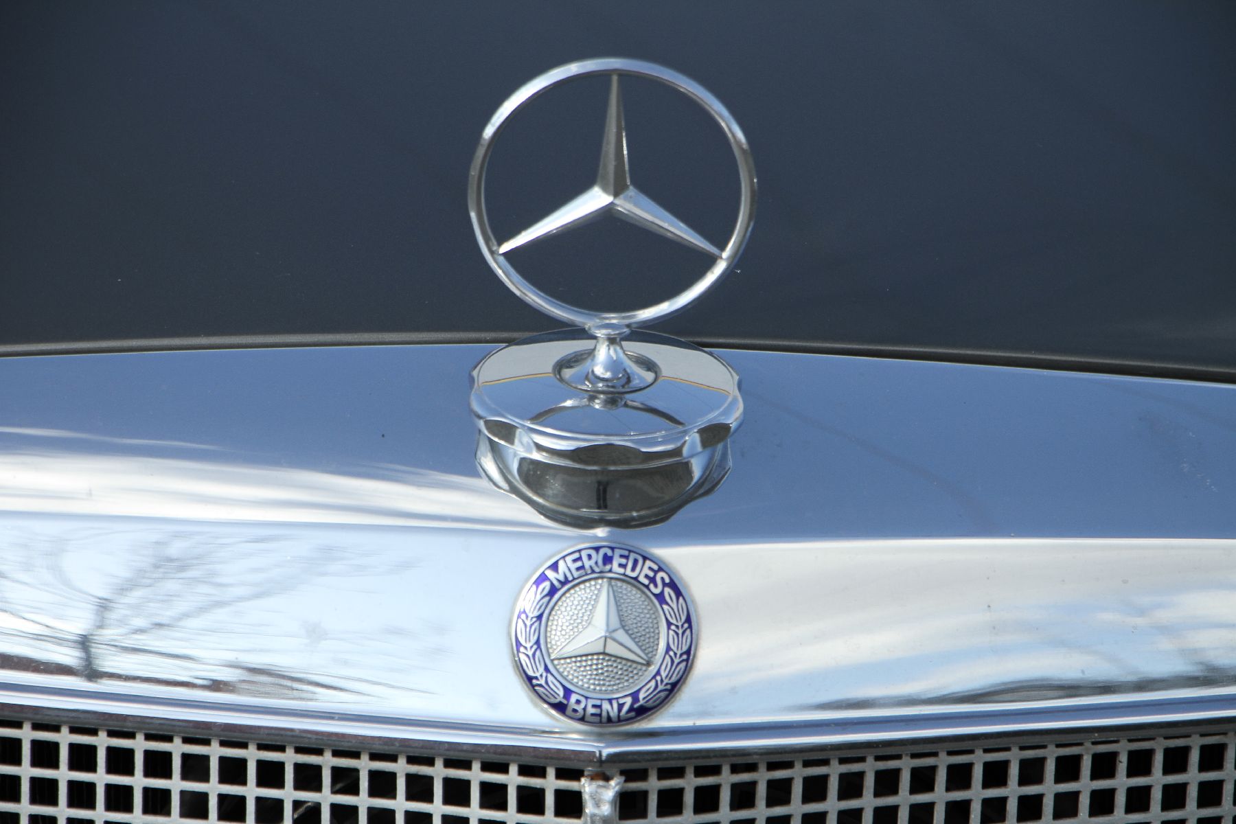 Detail f: Mercedes-Benz 280 Coupé, Fahrgestellnummer: 11407312002203, EZ 07/1973, Fahrzeug ursprüngliche US Version, 1 Vorbesitzer im Brief eingetragen, ...
