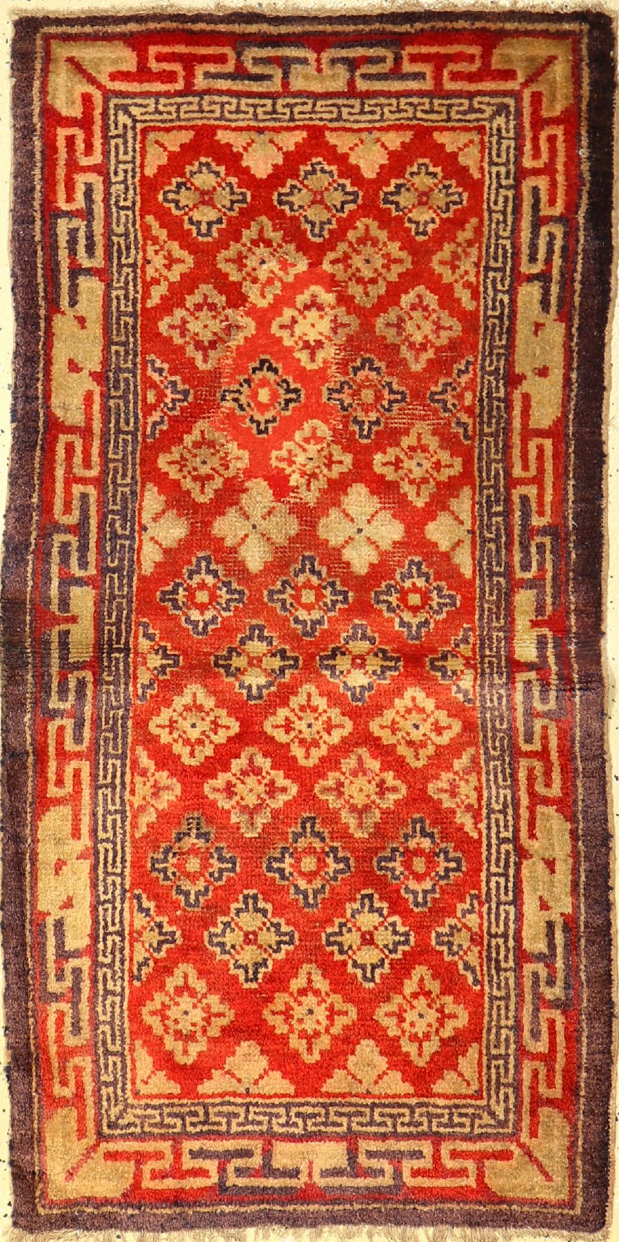 China alt, um 1930, Wolle auf Baumwolle, ca. 132 x 68 cm, EHZ: 4