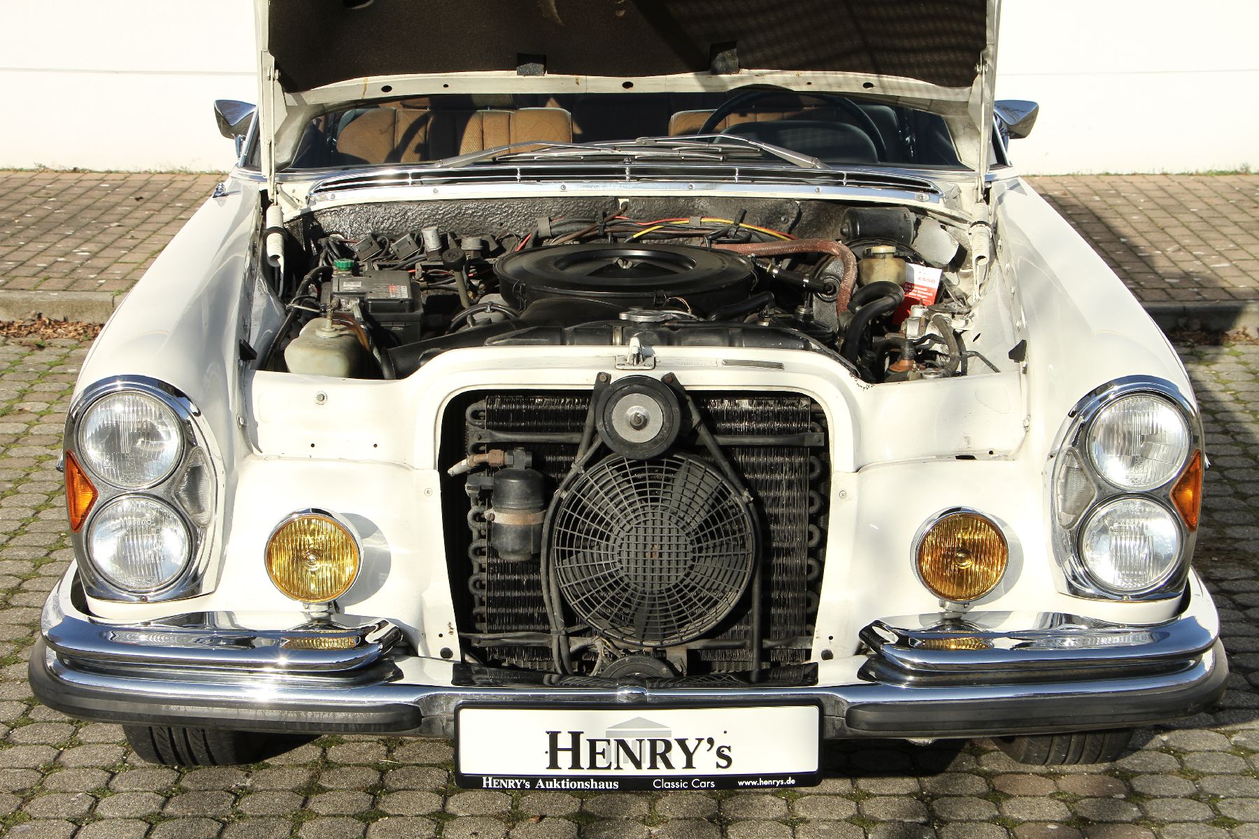 Detail g: Mercedes-Benz 300 SEL 3,5, Fahrgestellnummer: 10905612007692, EZ 09/1971,deutsches Fahrzeug aus 1. Hand, Laufleistung ca. 119.000 km abgelesen, HU ...