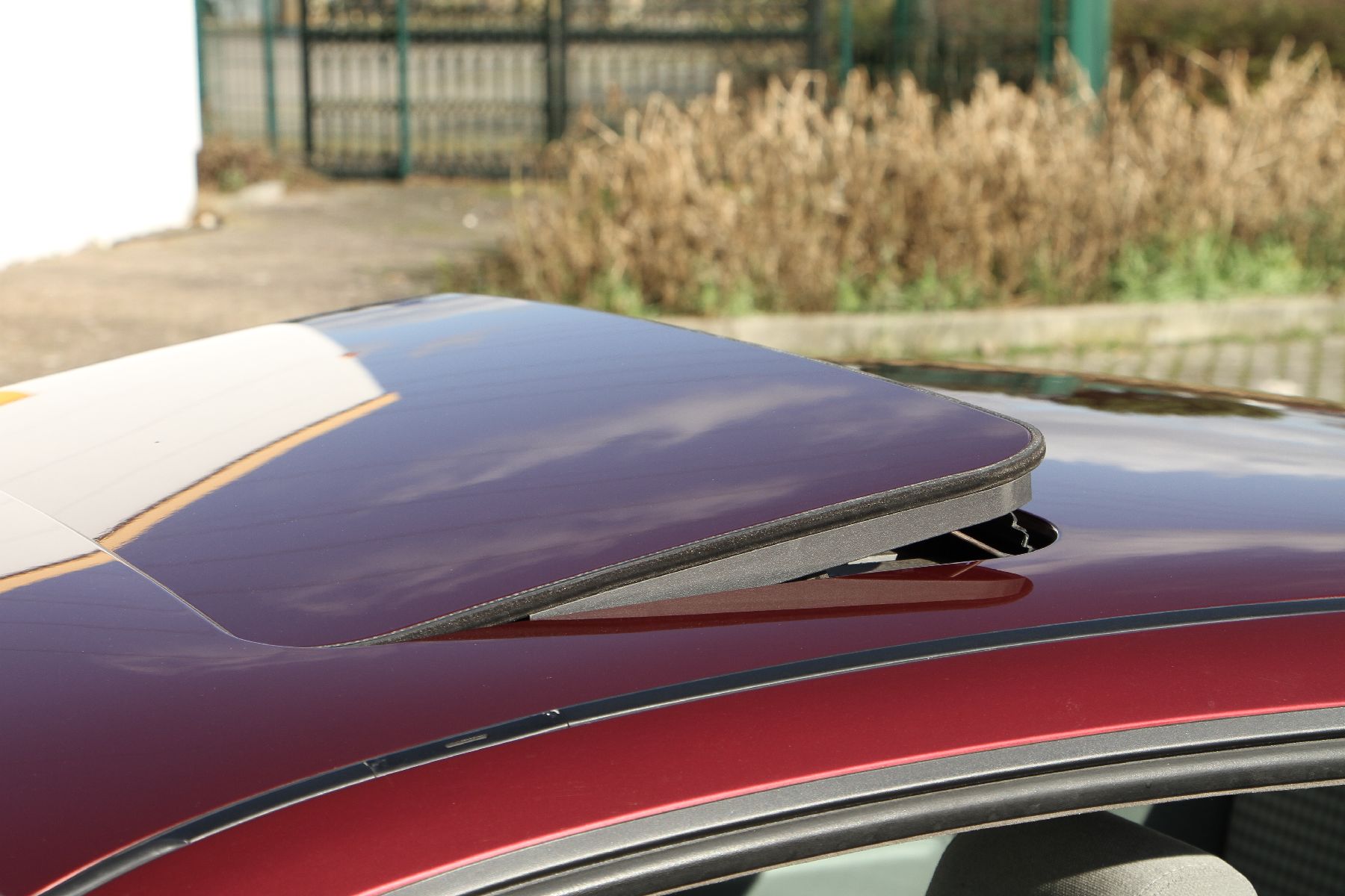 Detail n: BMW 850i Coupé, Fahrgestellnummer:WBAEG21020CB10493, EZ 05/1992, deutsches Sammlerfahrzeug aus 1. Hand, Laufleistung ca. 56.800 km, HU 02/2022, 220 ...