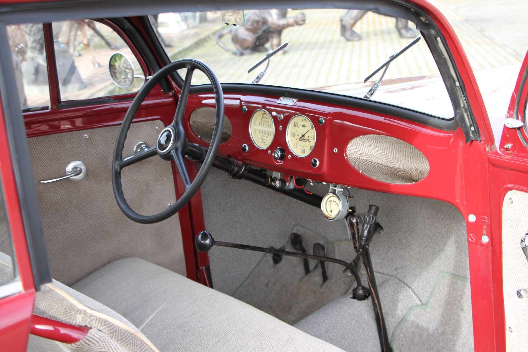 Detail i: Opel Kadett, Fahrgestellnummer: 23410411, EZ 07/1937, 3. Hand, Laufleistung 27.658 km abgelesen, HU fällig, H-Zulassung möglich, 17 kW/23 PS, ...