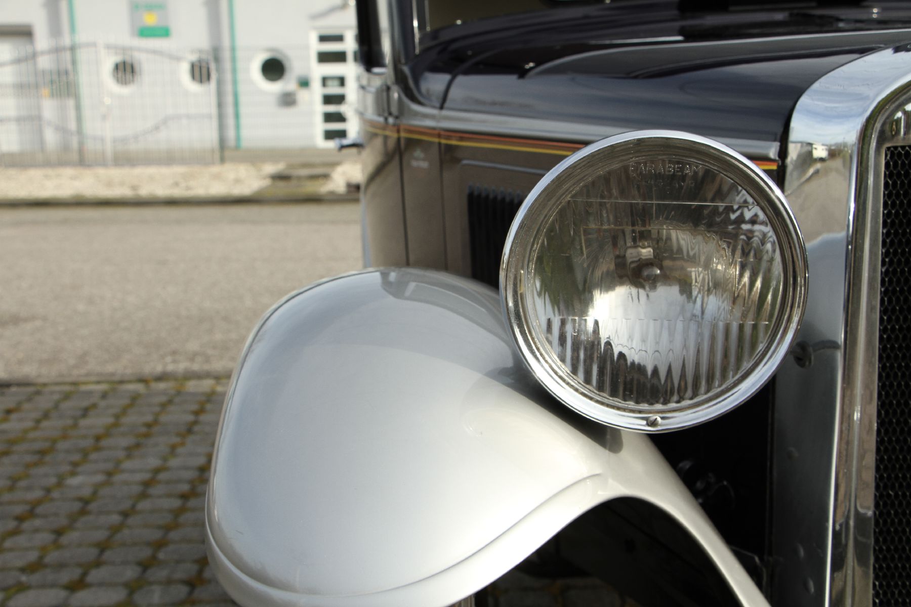 Detail f: American Austin 5-Window Coupé, Fahrgestellnummer: 3755463, EZ 12/1933, 1 Eintrag im deutschen Brief, Laufleistung 1.713 miles abgelesen, HU ...