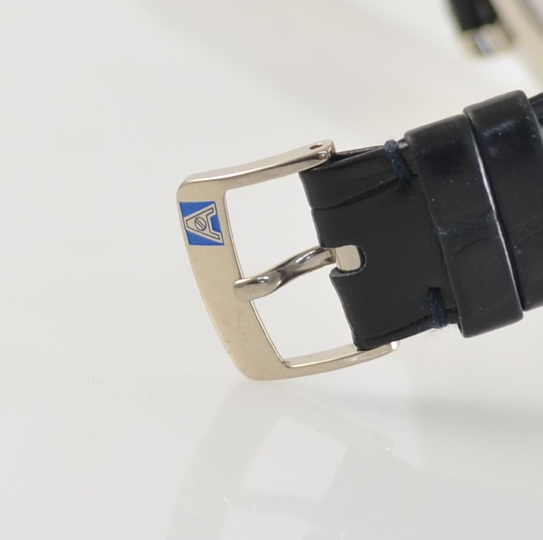 Detail g: ANDERSEN GENEVE Kamar ausgefallene Herrenarmbanduhr mit Mondphase in WG 750/000, Schweiz um 2010, Automatik, massives beids. vergl. ...