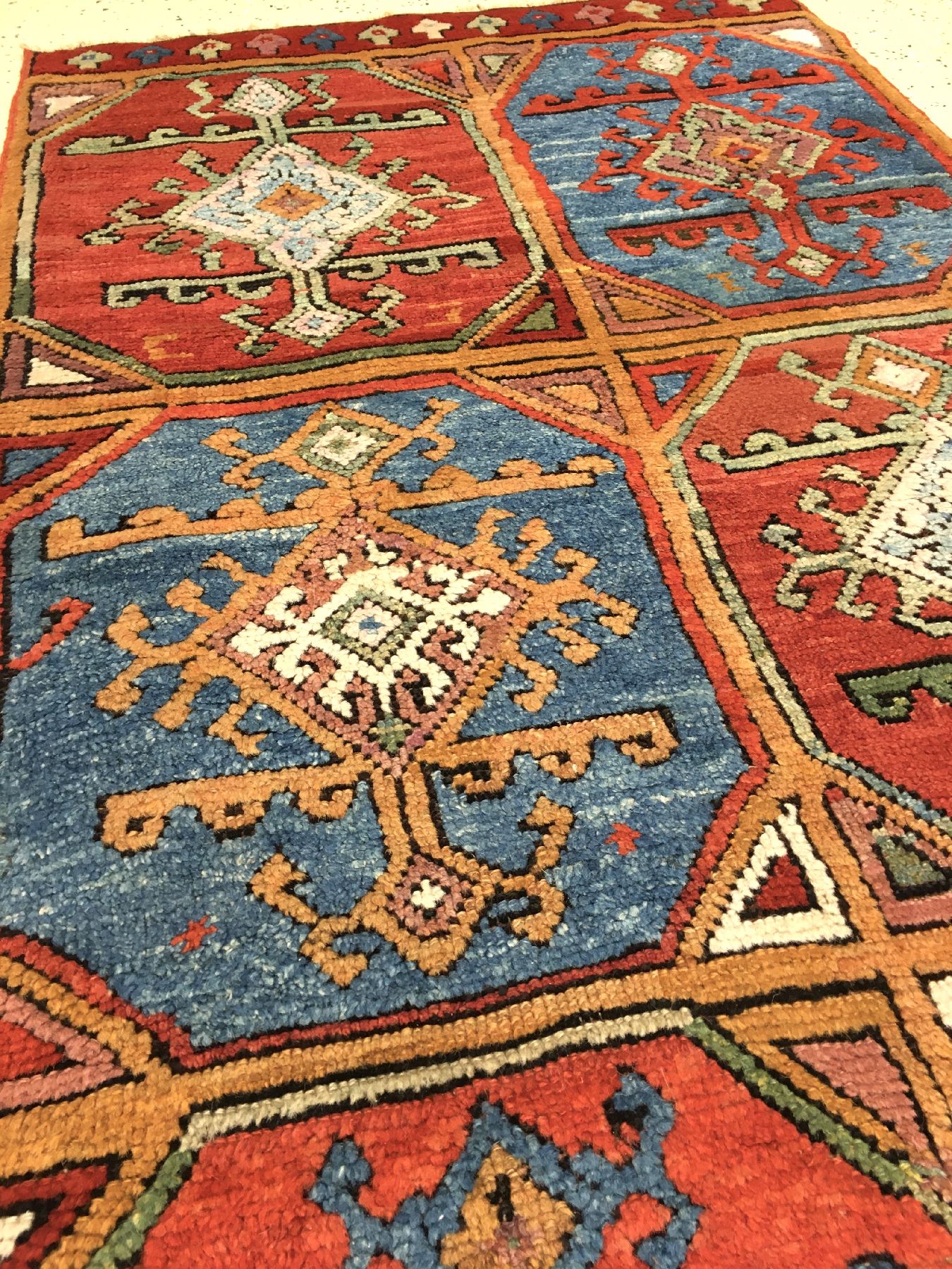 Detail f: Zentralanatolischer Teppich antik, Zentralanatolien Konya-Region, 19.Jhd., Wolle geknüpft auf Wolle. Seltener Anatolischer Knüpfteppich mit ...