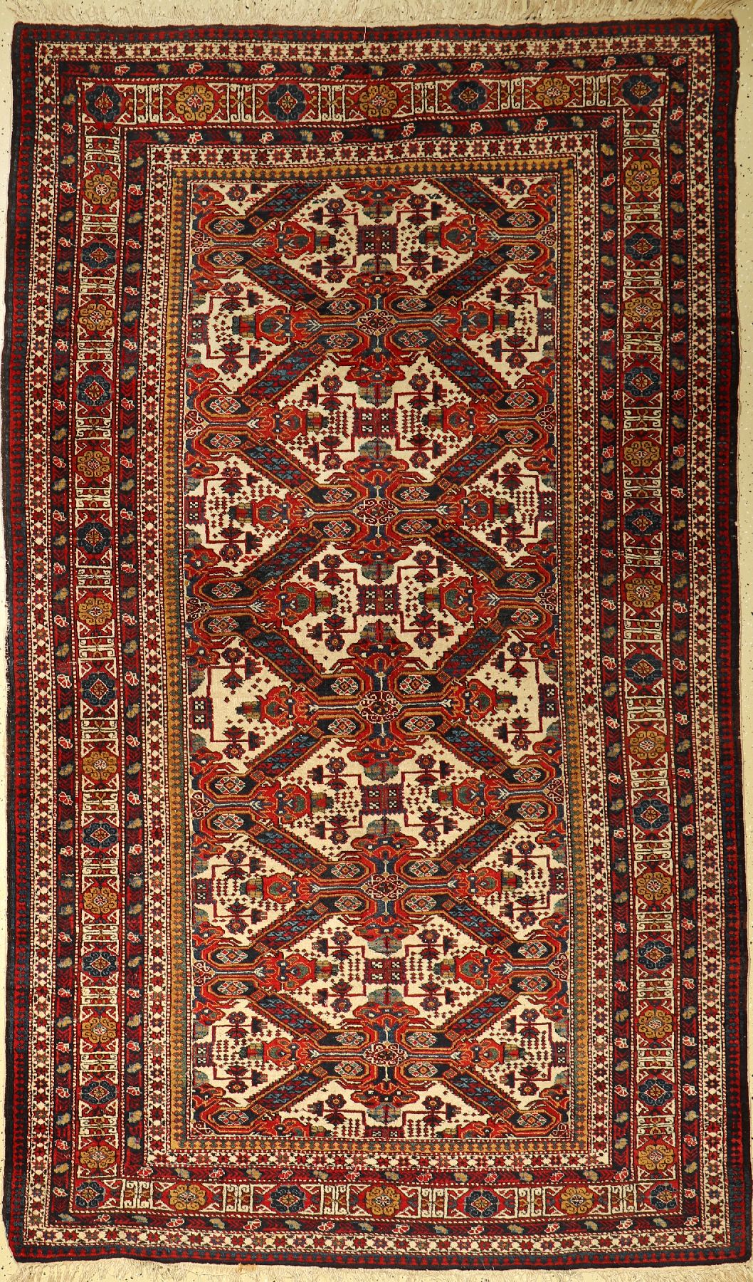 Ardebil Seychur Design, Persien, ca. 70 Jahre, Wolle auf Wolle, ca. 270 x 161 cm, EHZ:3