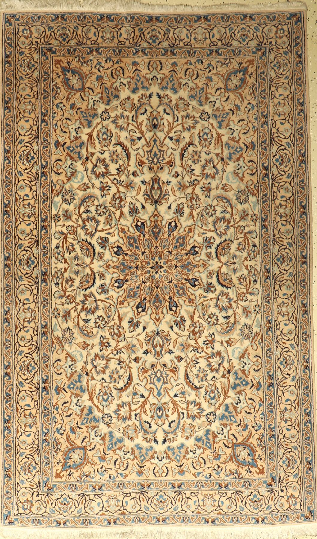 Nain, Persien, ca. 50 Jahre, Wolle mit Seide, ca. 208 x 127 cm, EHZ: 2-3