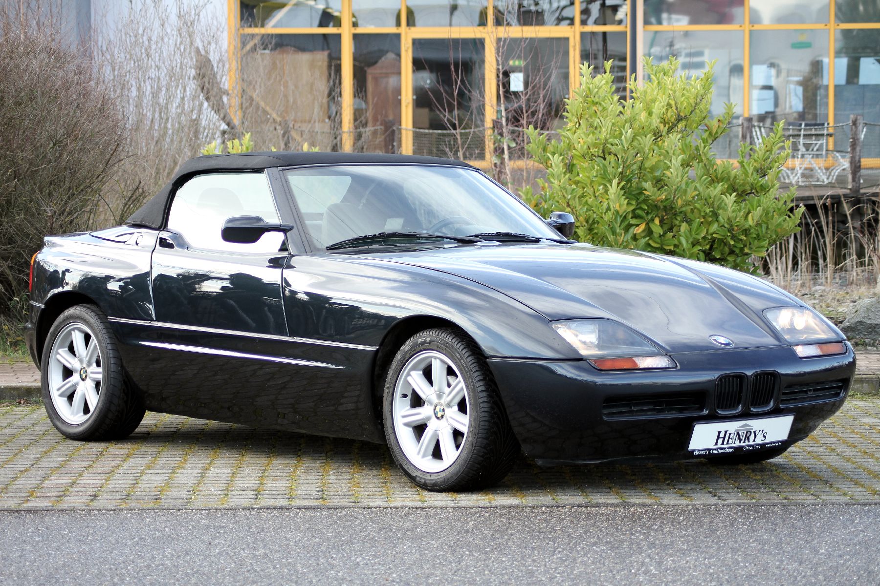 Detail b: BMW Z1 Cabrio, Fahrgestellnummer: WBABA91060AL00142, EZ 02/1989, niederländische Zulassung, laut Unterlagen 2 Vorbesitzer, Laufleistung 36.725 km ...