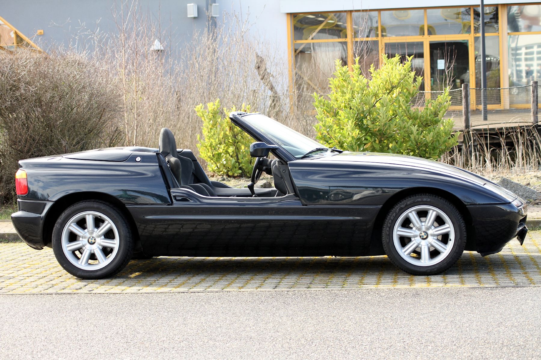 Detail g: BMW Z1 Cabrio, Fahrgestellnummer: WBABA91060AL00142, EZ 02/1989, niederländische Zulassung, laut Unterlagen 2 Vorbesitzer, Laufleistung 36.725 km ...