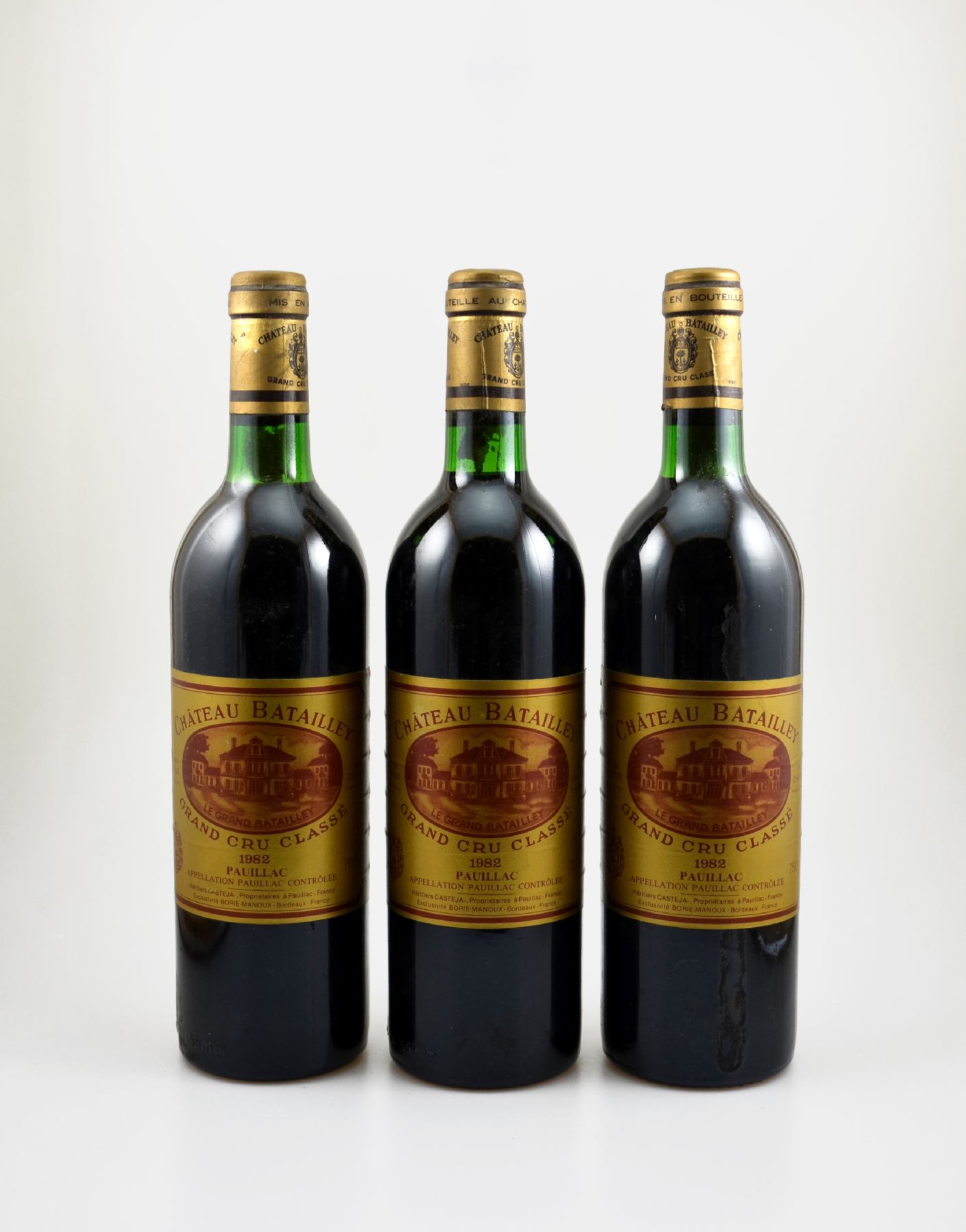 3 Flaschen 1982 Chateau Batailley, Pauillac, Grand Cru Classe, je ca. 75 cl, Füllstände: je ca. top shoulder, gute Erhaltungszustände, ...