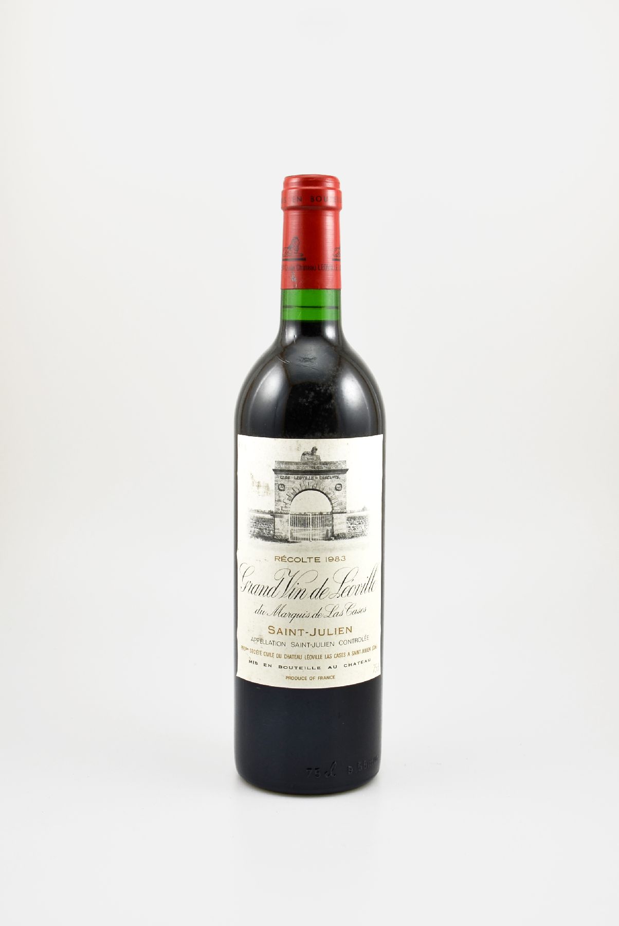 1 Flasche 1983 Chateau Leoville-Las Cases, Saint-Julien, ca. 75 cl, Füllstand: ca. into neck, Etikett l. beschmutzt, unverkostet, Provenienz: Aus ...