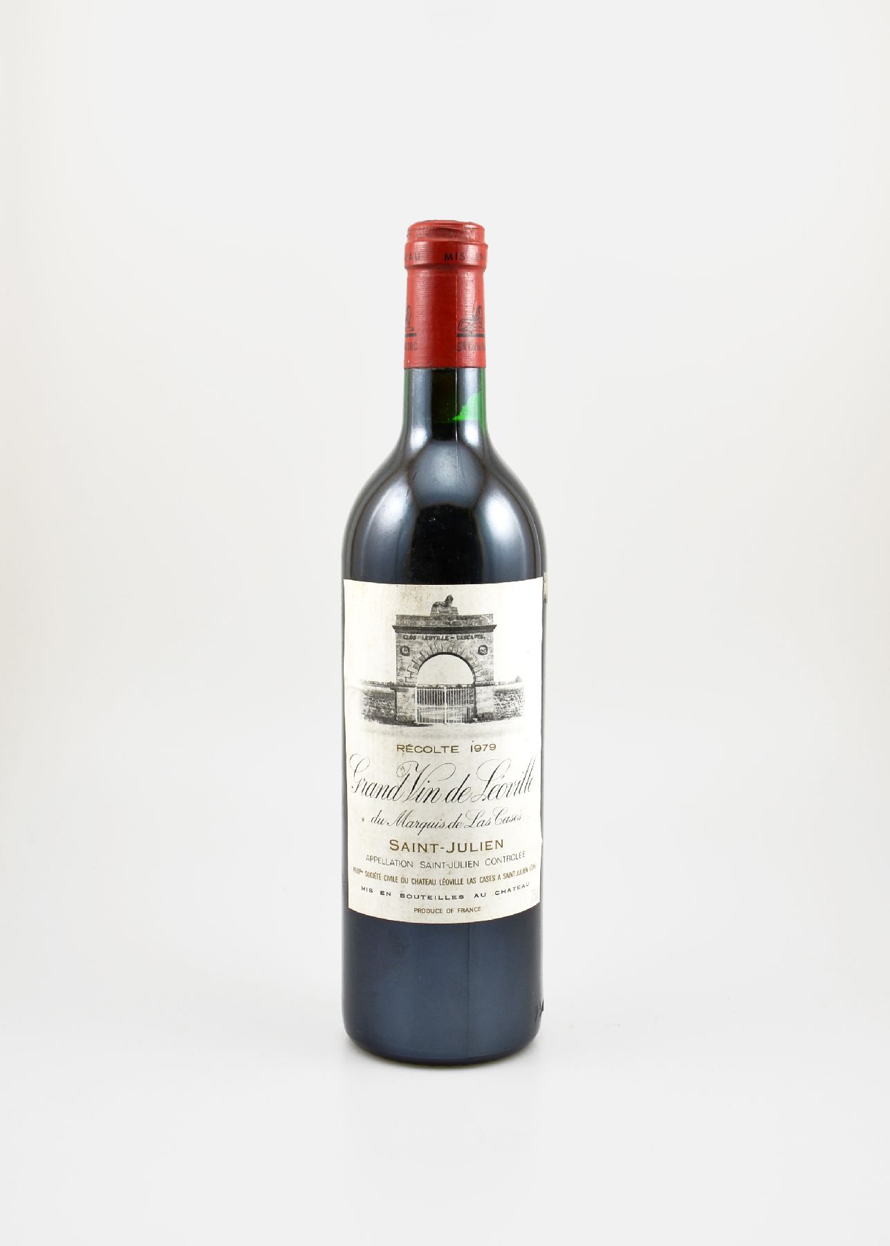 1 Flasche 1979 Chateau Leoville-Las Cases, Saint-Julien, ca. 75 cl, Füllstand: ca. into neck, Etikett l. beschmutzt, unverkostet, Provenienz: Aus ...