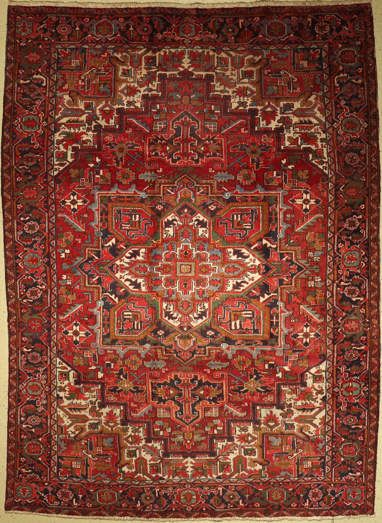 Heriz alt, Persien, um 1940/1950, Wolle aufBaumwolle, ca. 360 x 263 cm, EHZ: 3