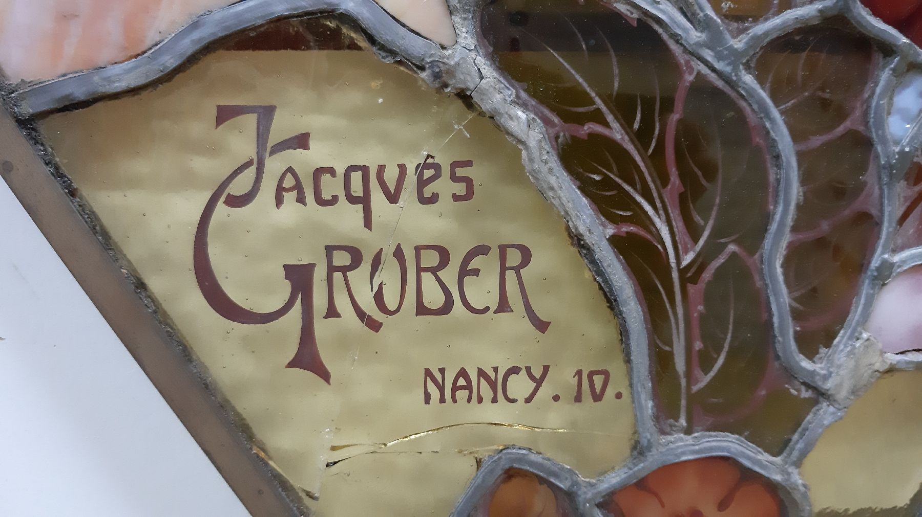 Detail c: Bleiglasfenster bzw. Aufhängebild, Nancy, um 1910, Jacques Gruber, Bleiguss mit Messingrahmen, Wandbild von Jaques Gruber, einer der bedeutendsten ...
