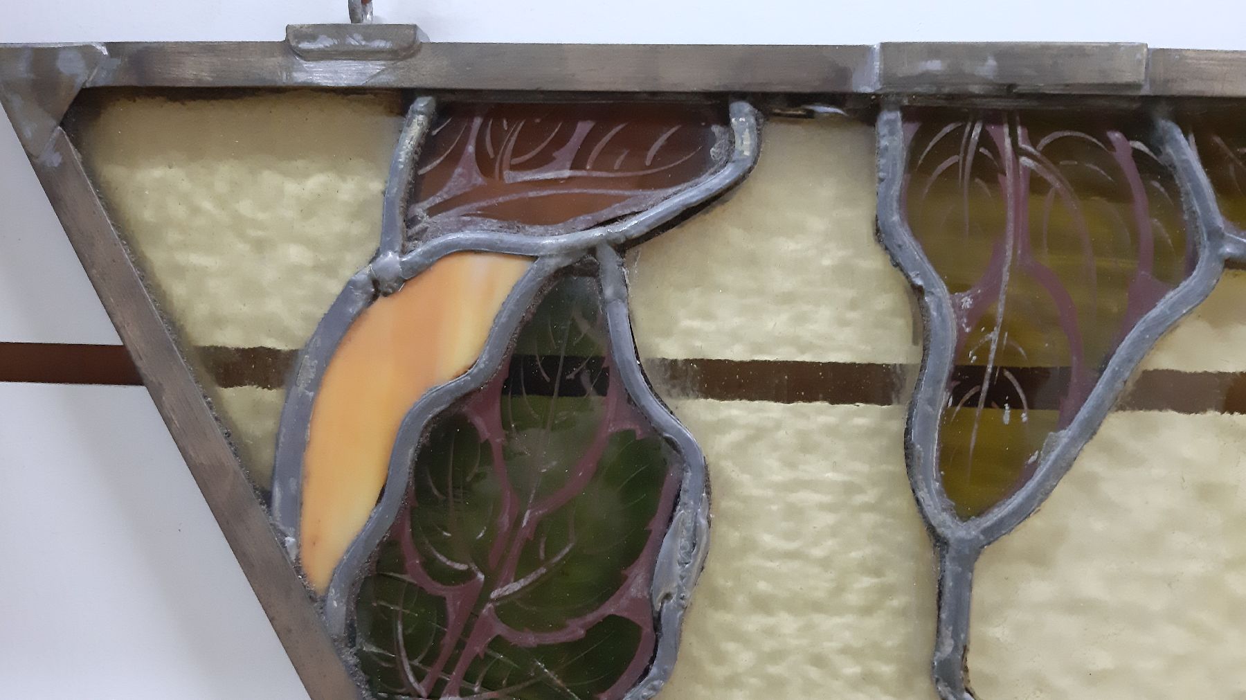 Detail e: Bleiglasfenster bzw. Aufhängebild, Nancy, um 1910, Jacques Gruber, Bleiguss mit Messingrahmen, Wandbild von Jaques Gruber, einer der bedeutendsten ...