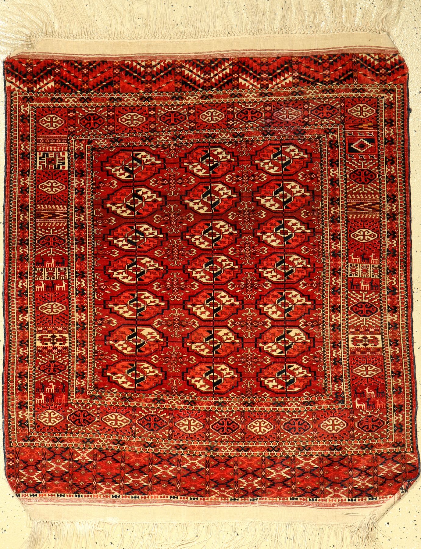 Tekke Hochzeitsteppich antik, Turkmenistan,um 1900, Wolle auf Wolle, ca. 123 x 111 cm, EHZ: 2-3