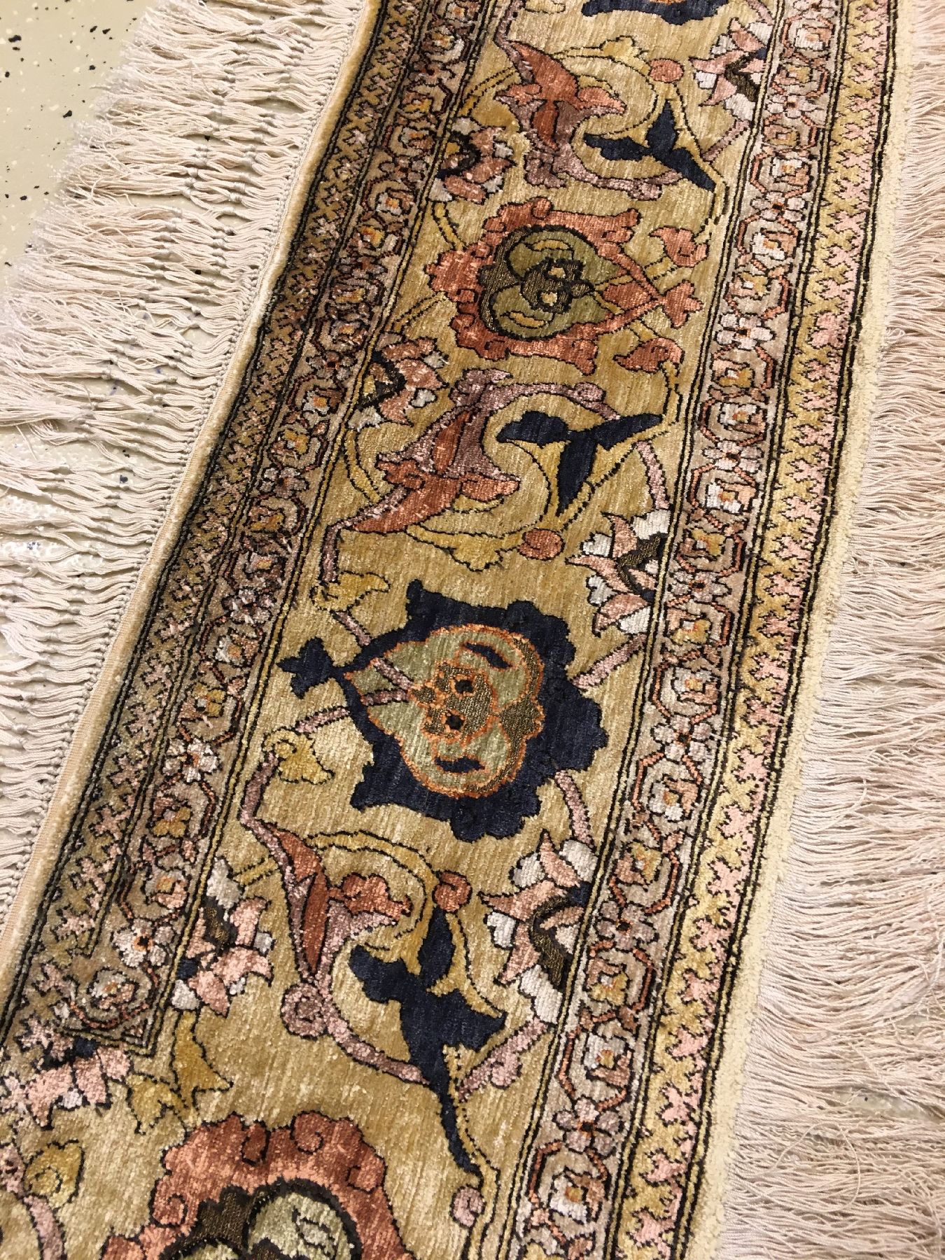 Detail d: Feiner Seiden Kum Kapi alt (Wagireh), Türkei Istanbul, um 1920/1930, reine Naturseide mit Metallbrokat. Spätere Kum Kapi produktion mit ...