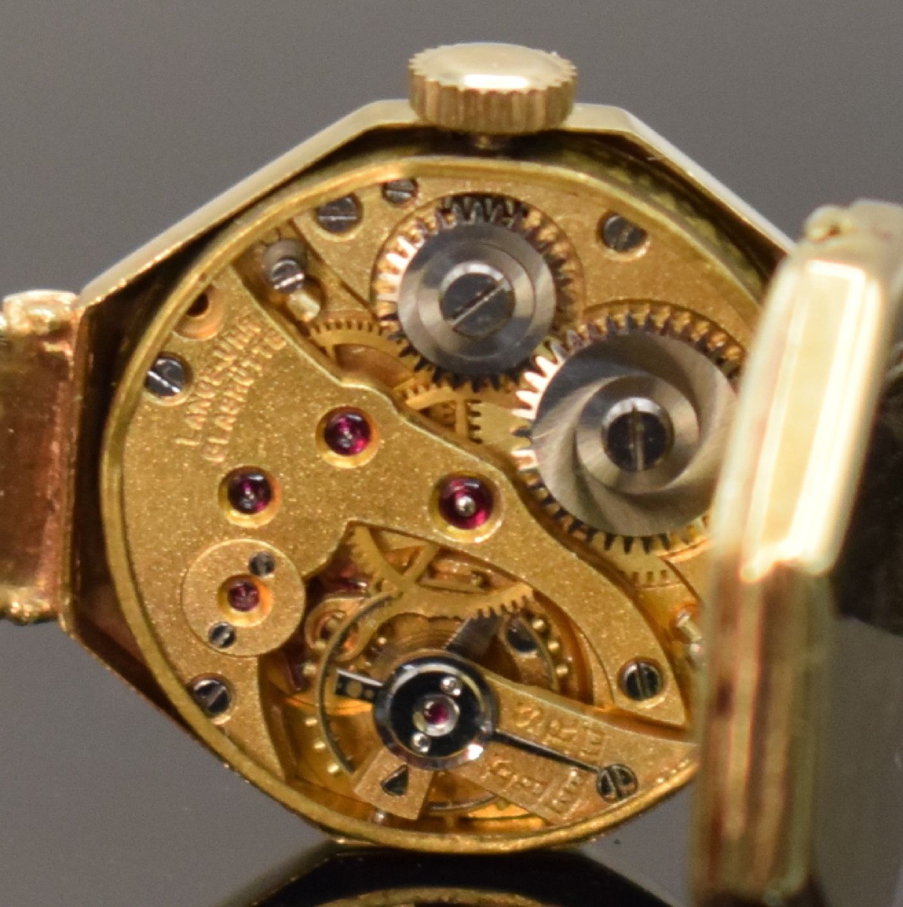 Detail f: LANGE GLASHÜTTE SACHSEN seltene Damenarmbanduhr in GG 585/000, Deutschland um 1940, octagonales Scharniergeh., verg. Zifferbl., gold. Zeiger, ...