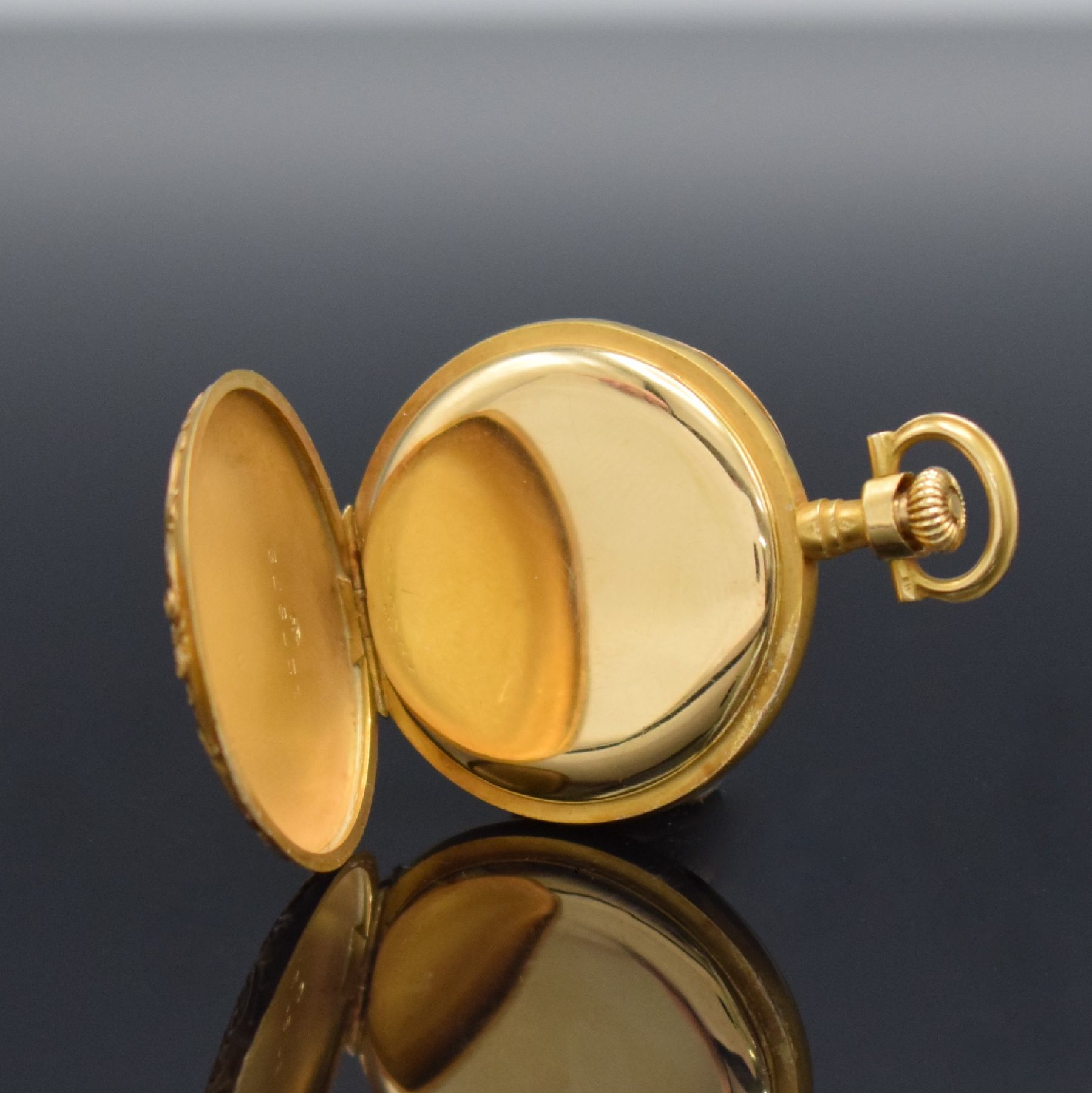 Detail l: ZENITH / Anonym 2 Damentaschenuhren in Gold,Schweiz um 1910, 1 x Zenith, offenes & floral verziertes Louis-XVI-Geh. in GG 750/000, Emailzifferbl., ...