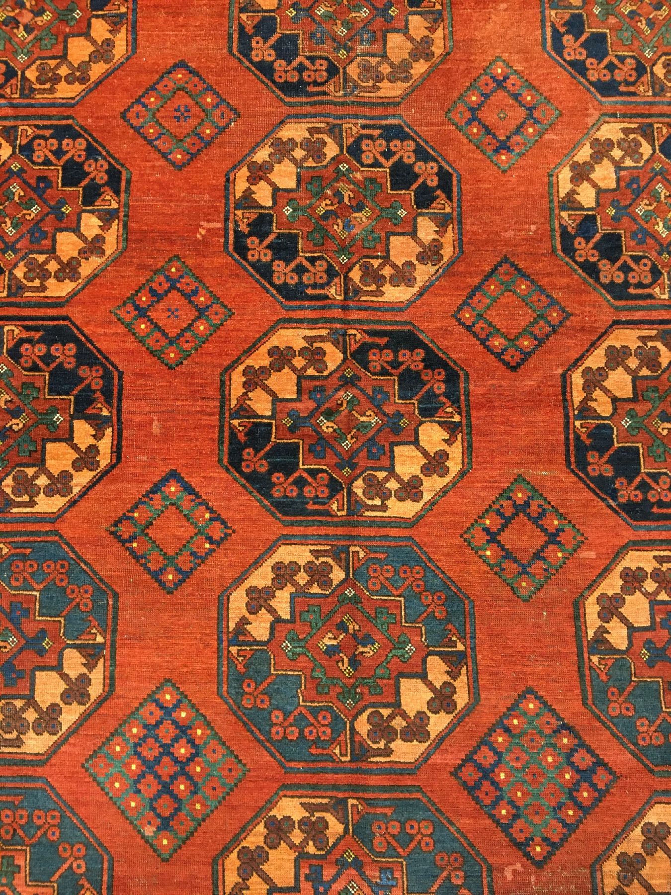 Detail g: Ersari "Hauptteppich" antik (Gülli-Güls), Turkmenistan Amu-Darja, 19.Jhd., Wolle geknüpft auf Wolle. Seltener fein geknüpfter ...
