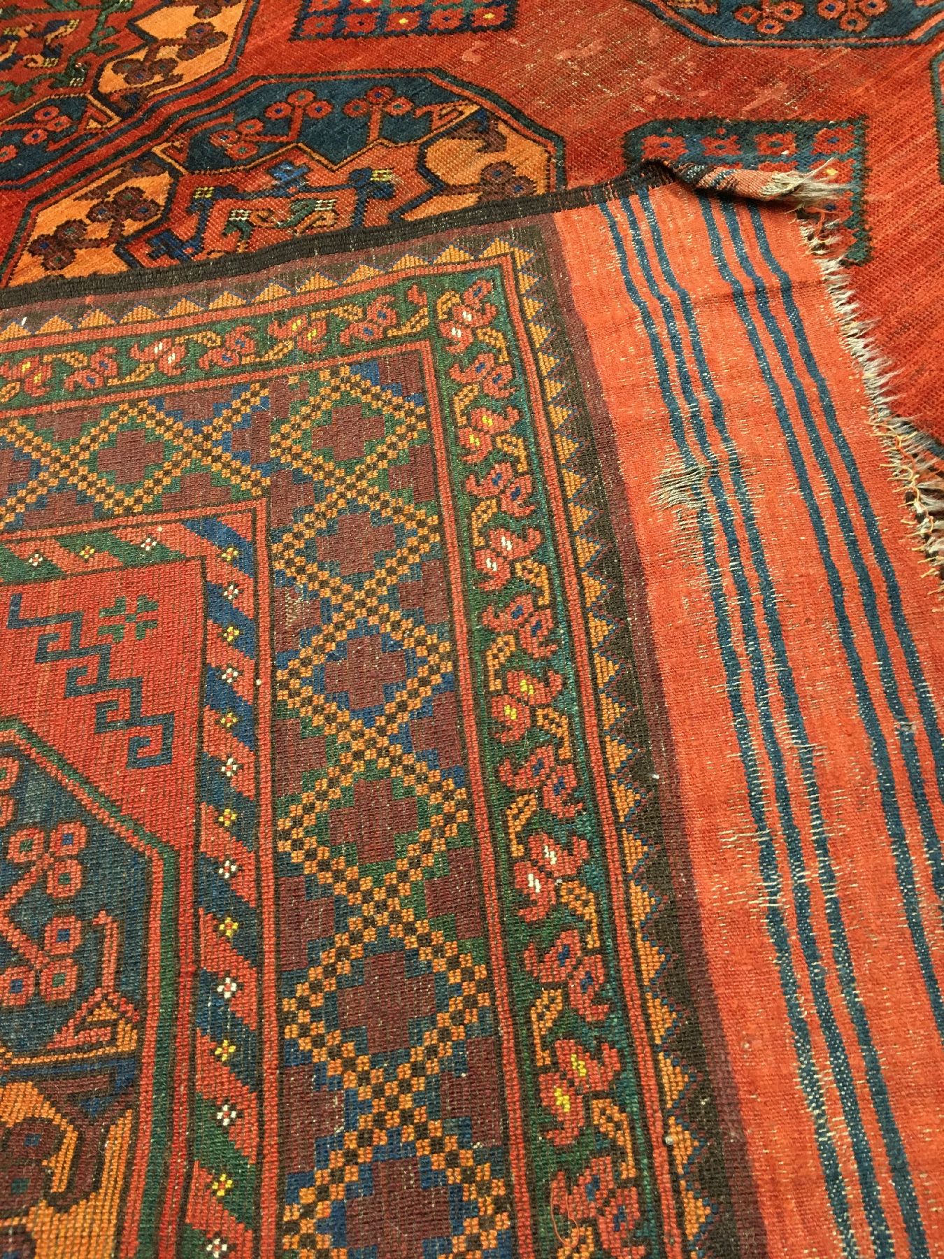 Detail h: Ersari "Hauptteppich" antik (Gülli-Güls), Turkmenistan Amu-Darja, 19.Jhd., Wolle geknüpft auf Wolle. Seltener fein geknüpfter ...