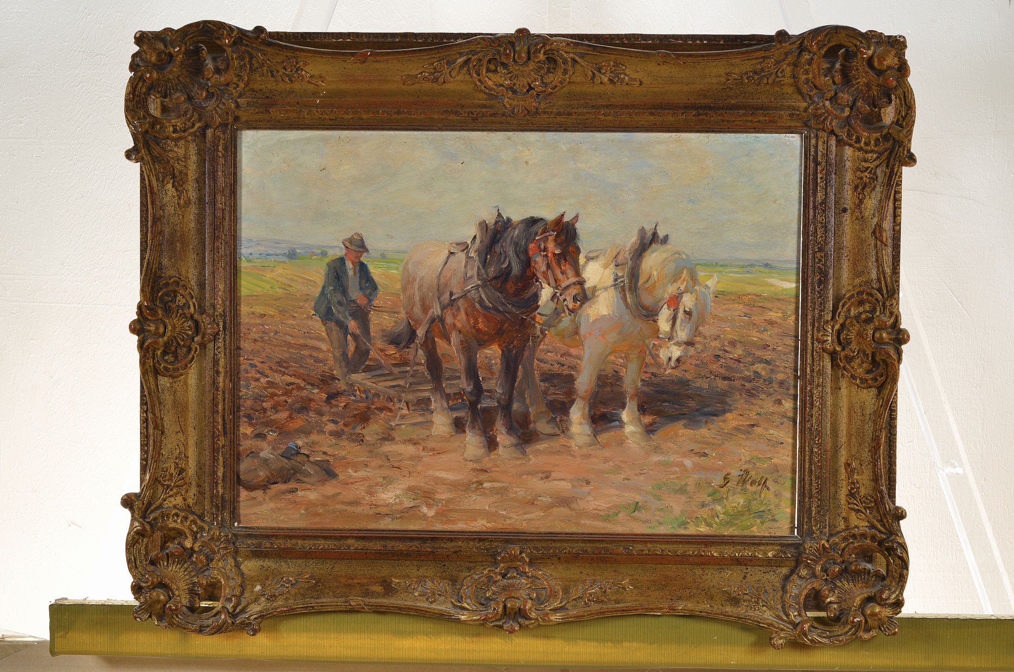 Detail k: Georg Wolf, 1882 Niederhausbergern - 1962 Uelzen, pflügender Bauer mit Pferdegespann, Öl/Holz, re. u. signiert, ca. 32 x 45 cm, ca. 47 x 60cm, ...