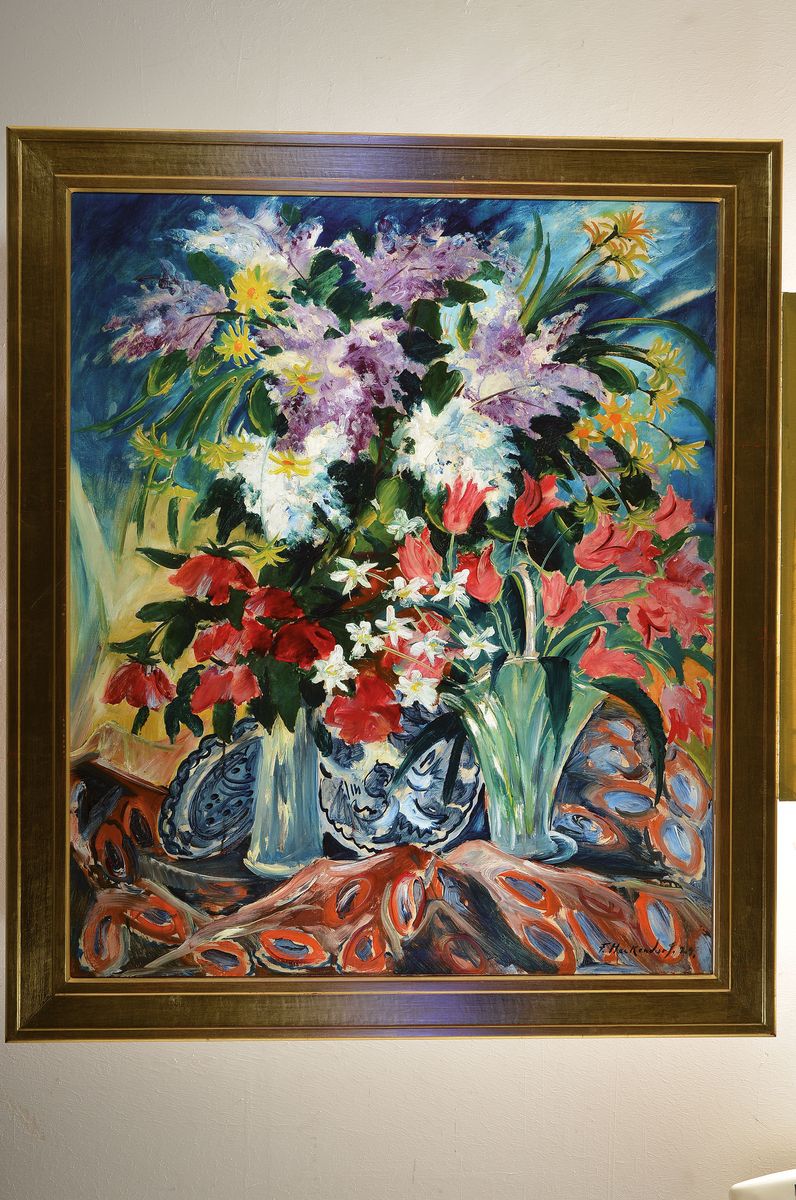 Detail k: Franz Heckendorf, 1888 Berlin-1962 München, grosses Stillleben mit Blumen u. Gegenständen, Öl/Lwd, re. unten signiert und dat. 1924, ca. 120 x 100 ...
