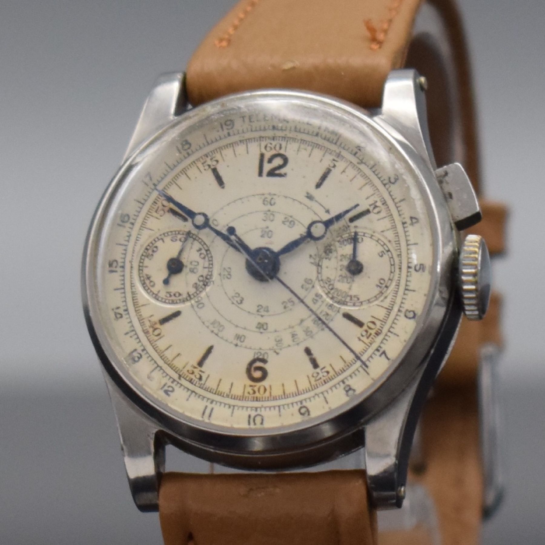 Detail c: VALJOUX 69 seltene Damenarmbanduhr mit Chronograph in Stahl, Schweiz um 1940, Handaufzug, 3-tlg. Geh., Boden & Glasrand aufgedr., silb. ...