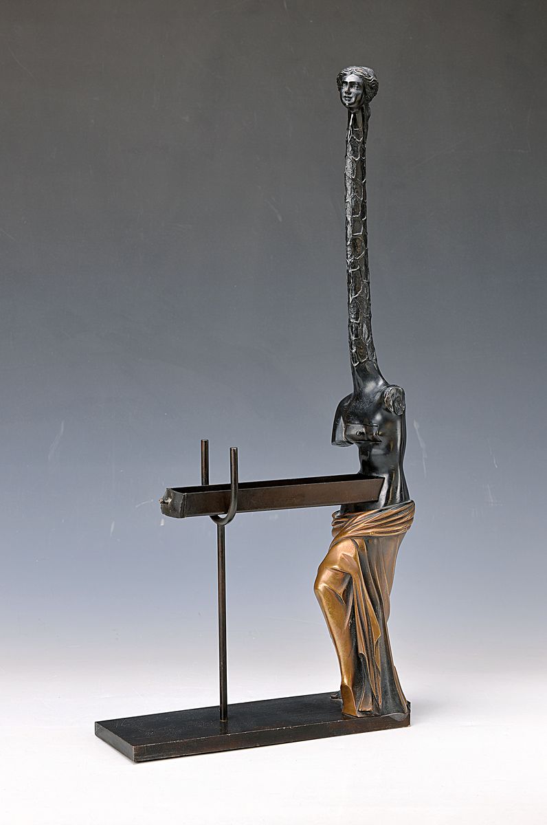 Salvador Dali, 1904-1989, Bronzeskulptur, Venus a la girafe, (Venus als Giraffe) 1973, Curo Art, venturi arte, num. 354/1500, signiert, H. ca. 56.5 ...