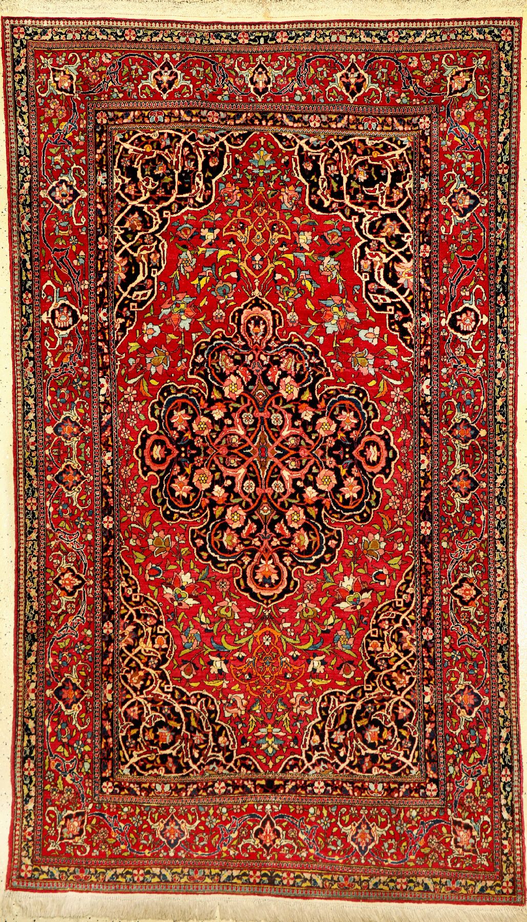 Feiner Esfahan "Ahmad" antik, Persien, um 1900, Korkwolle, ca. 233 x 136 cm, sehr hochwertige Naturfarben, dekorativ, EHZ: 2, selten, mit ...
