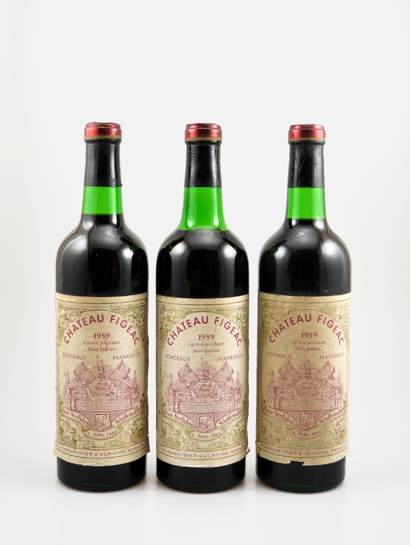 3 Flaschen 1959 Chateau Figeac, 'Reidemeister & Ulrichs' Schaffermahlzeit 1969, Füllstände: ca. 2x into neck & 1x top shoulder, Etiketten ...