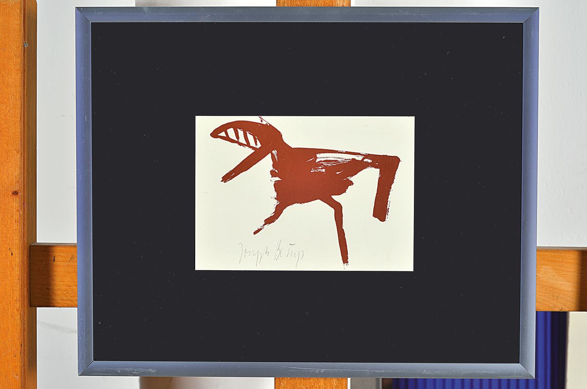 Detail k: Joseph Beuys, 1921 - 1986, Multiple, handsigniert, "Zeichen aus dem Braunraum I" 1984, ca. 10.5 x 14.5 cm, unter Glas, Rahmen: 25 x 31 cm, ...