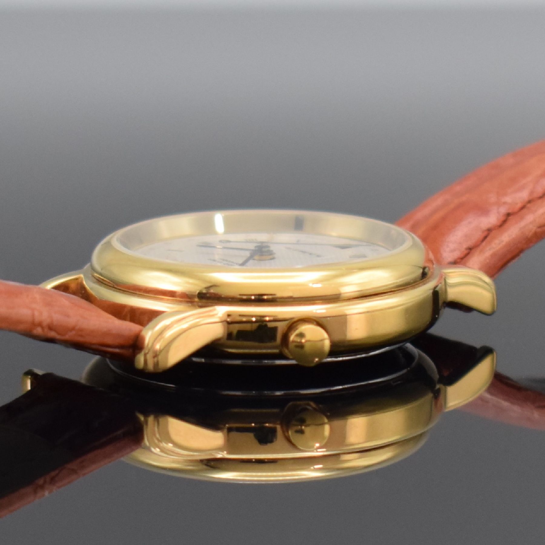 Detail e: DU BOIS & FILS "Double Temps" vergoldete Jubiläums-Armbanduhr, Schweiz um 1992, Automatik, Edelstahlboden aufgedr., vers. ...