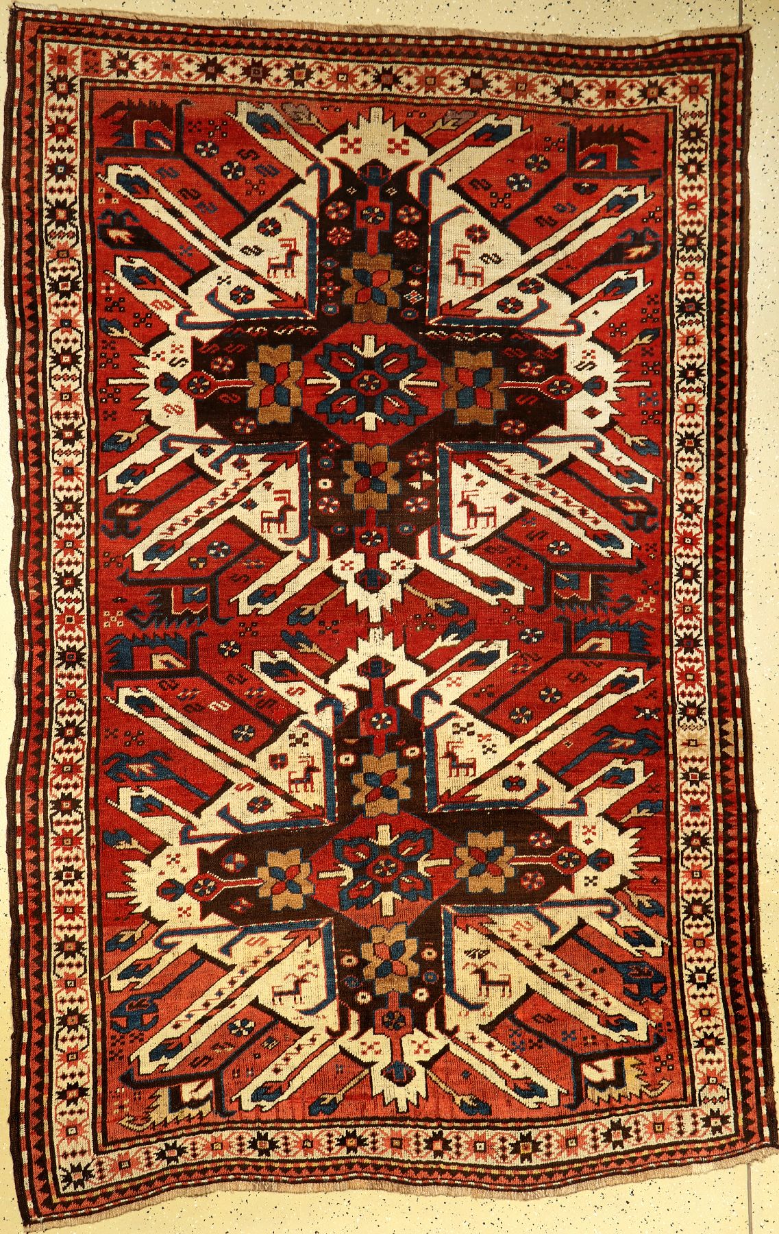 Tschelaberd antik (Adler Kasak), Südkaukasus, Ende 19.Jhd., Wolle geknüpft auf Wolle, ca. 250 x 155 cm, EHZ: 3 (Altersspuren), zwei vollständige ...