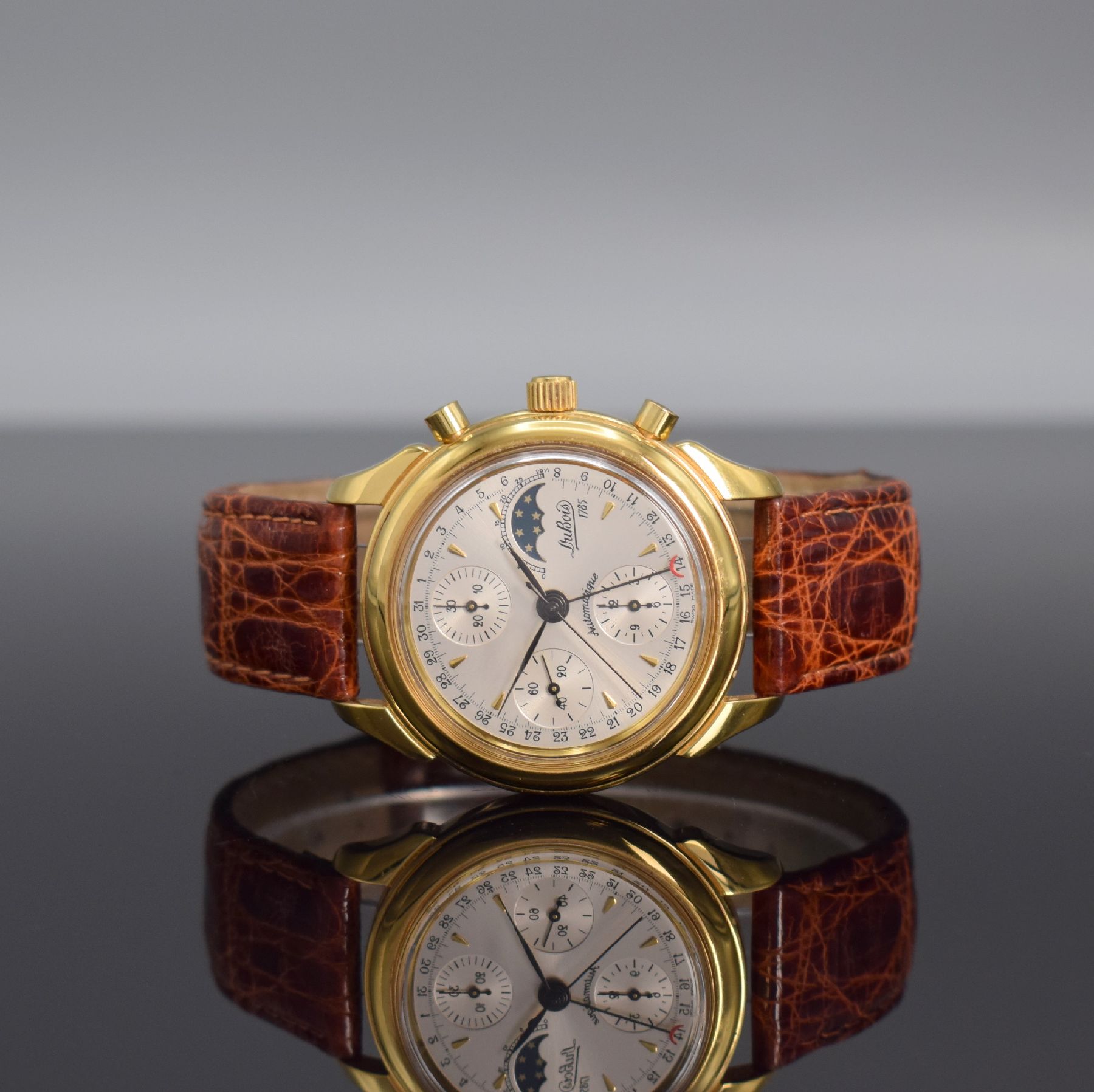 DU BOIS limitierter Armbandchronograph mit Mondphase & Datum, Schweiz um 1995, verg. Geh. m. verschr. Stahlboden, silb. Zifferbl., gold. Indizes, ...
