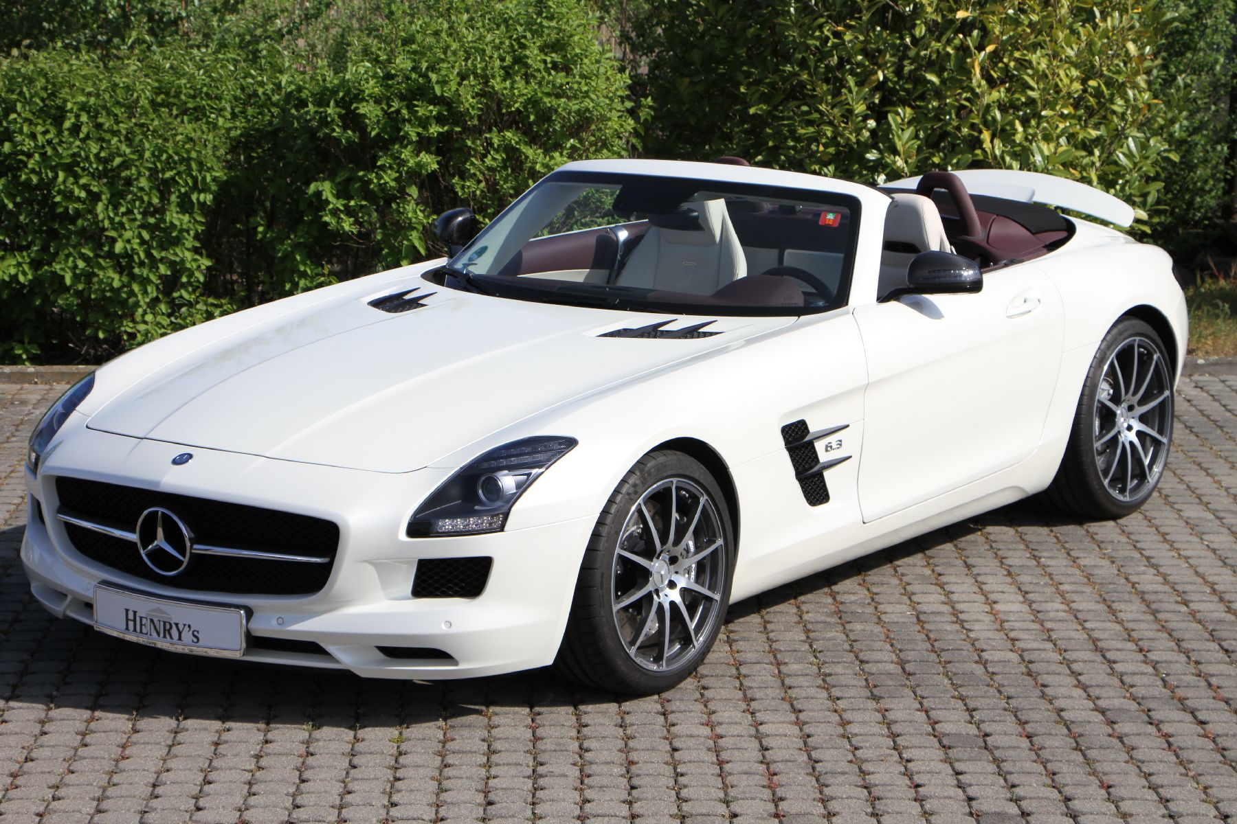 Detail e: Mercedes-Benz SLS AMG GT Roadster, Fahrgestellnummer: WMX1974781A010305, EZ 06/2013, Laufleistung 18.900 km, HU 04/2021, 435 kW/591 PS, 8-Zylinder, ...
