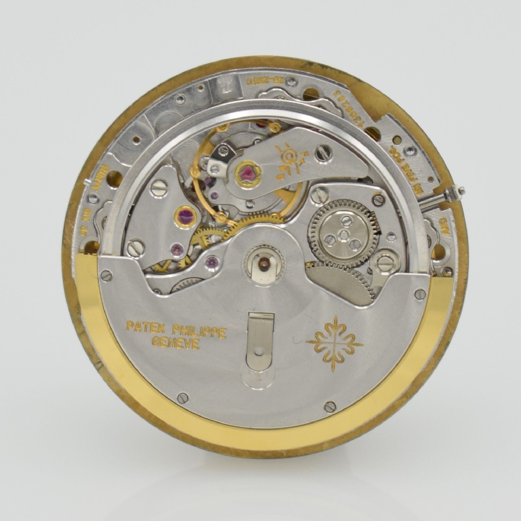 Detail i: PATEK PHILIPPE hochfeine & seltene Herrenarmbanduhr "Jumbo" Nautilus Ref. 3700/11 Design von Gerald Genta in GG 750/000 mit original ...