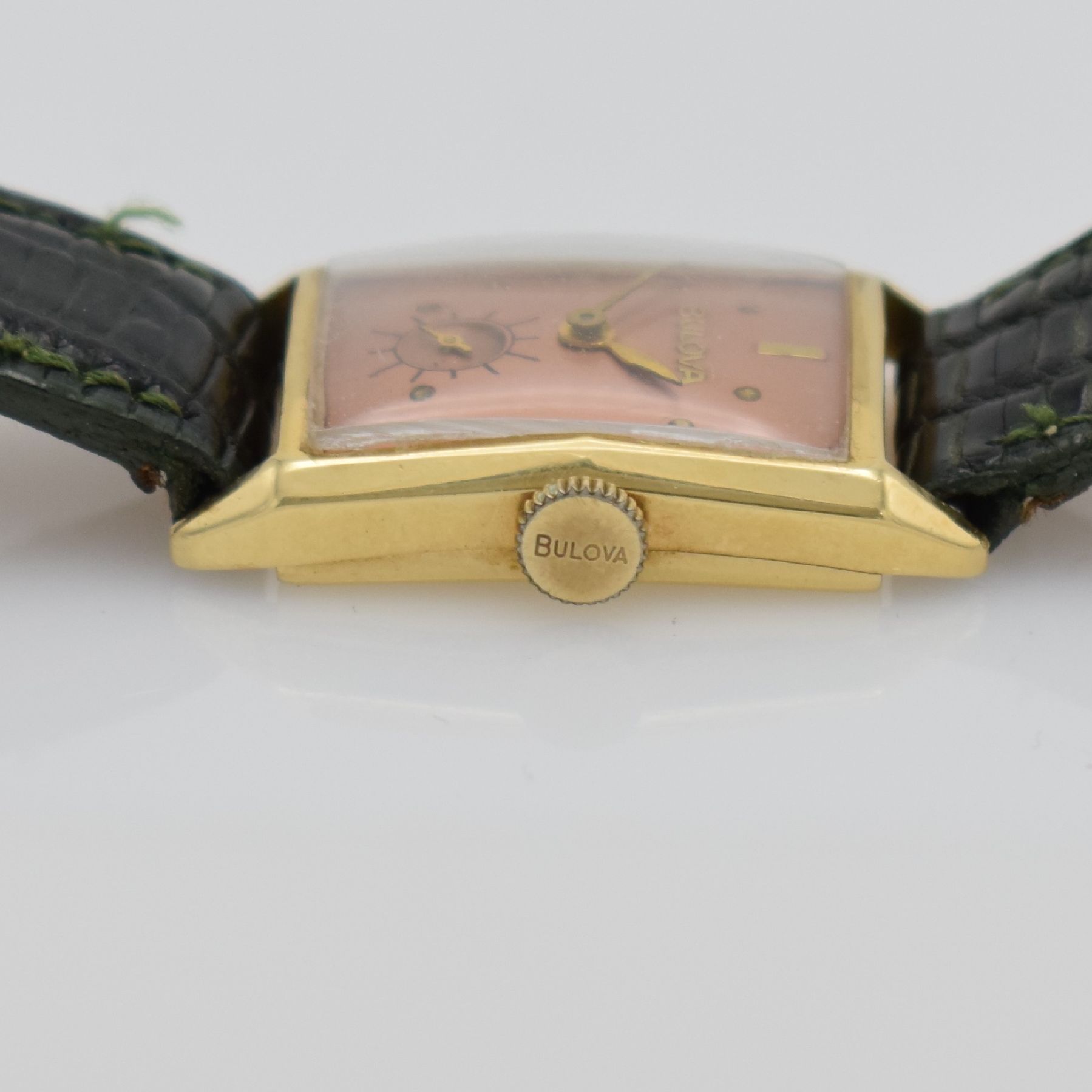 Detail j: BULOVA Armbanduhr in GG 585/000, Schweiz/USA um 1940, Handaufzug, 2-teil. Gehäuse, Boden aufgedr., kupferfarb. rest. Zifferbl., gold. Zeiger, Kal. ...
