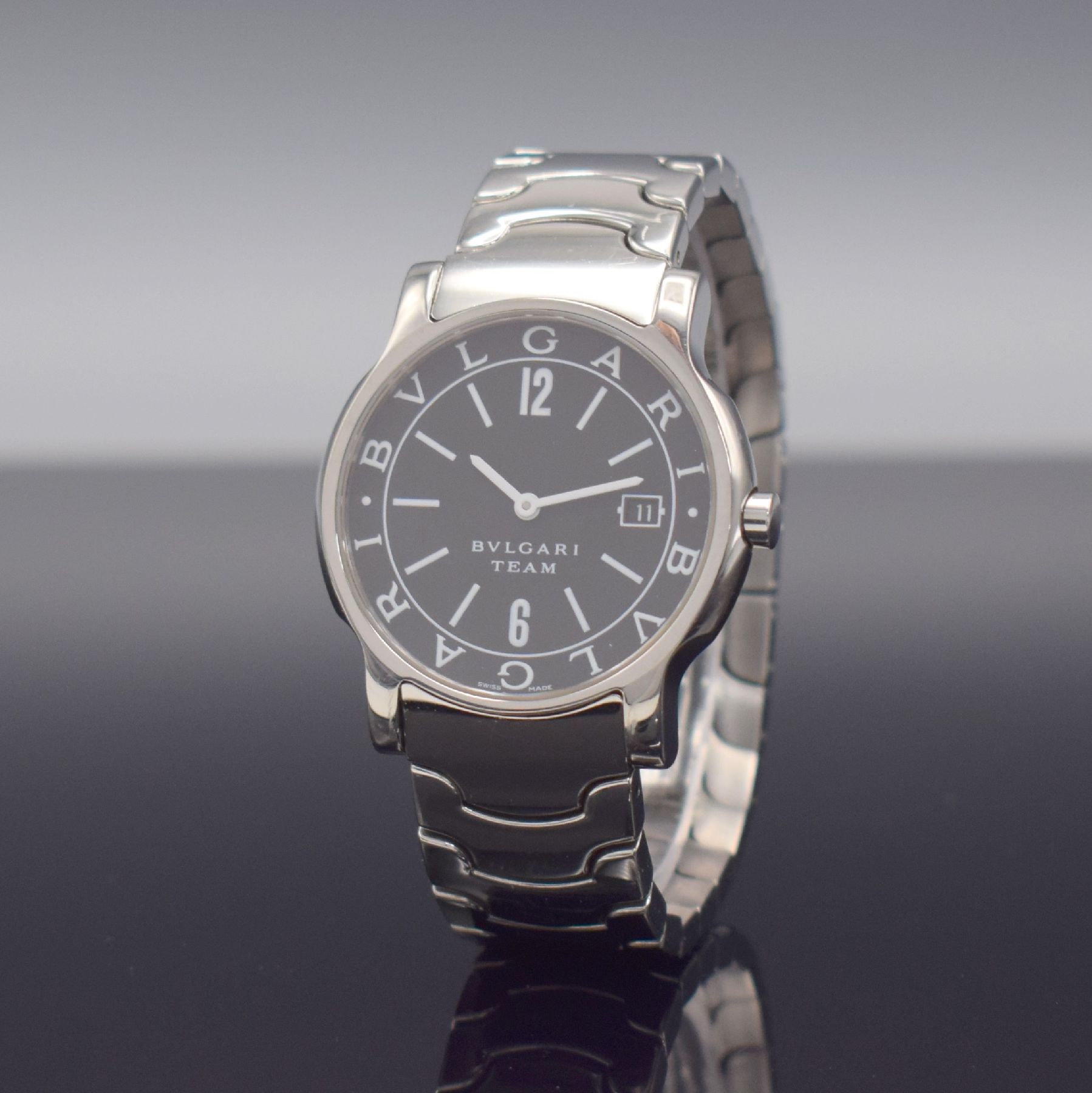 Detail b: BULGARI Team Armbanduhr aus der Serie Solotempo, Schweiz um 2005, quarz, Ref. ST 35 S, Edelstahlgeh., Boden gedr., Gliederband m. dopp. Faltschl., ...
