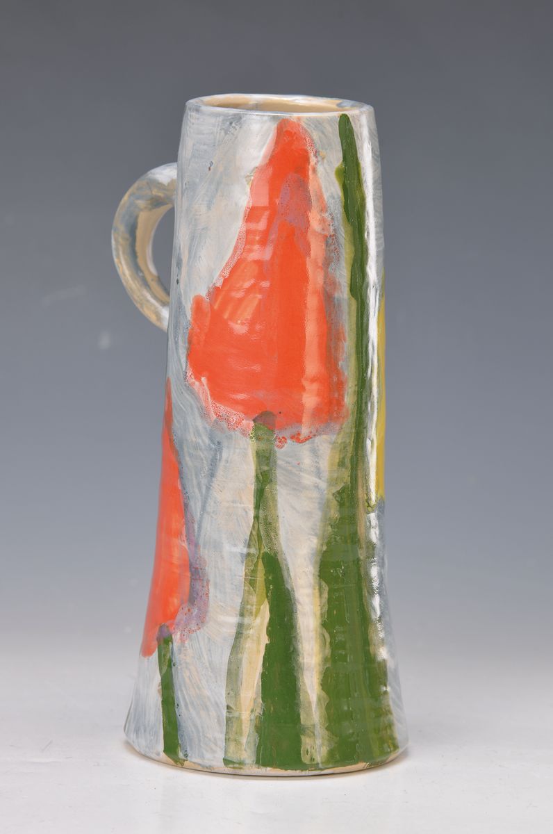 Klaus Fussmann, geb. 1938, Velbert, Keramik-Vase, am Boden sign., H. ca. 23 cm, inkl. Buch