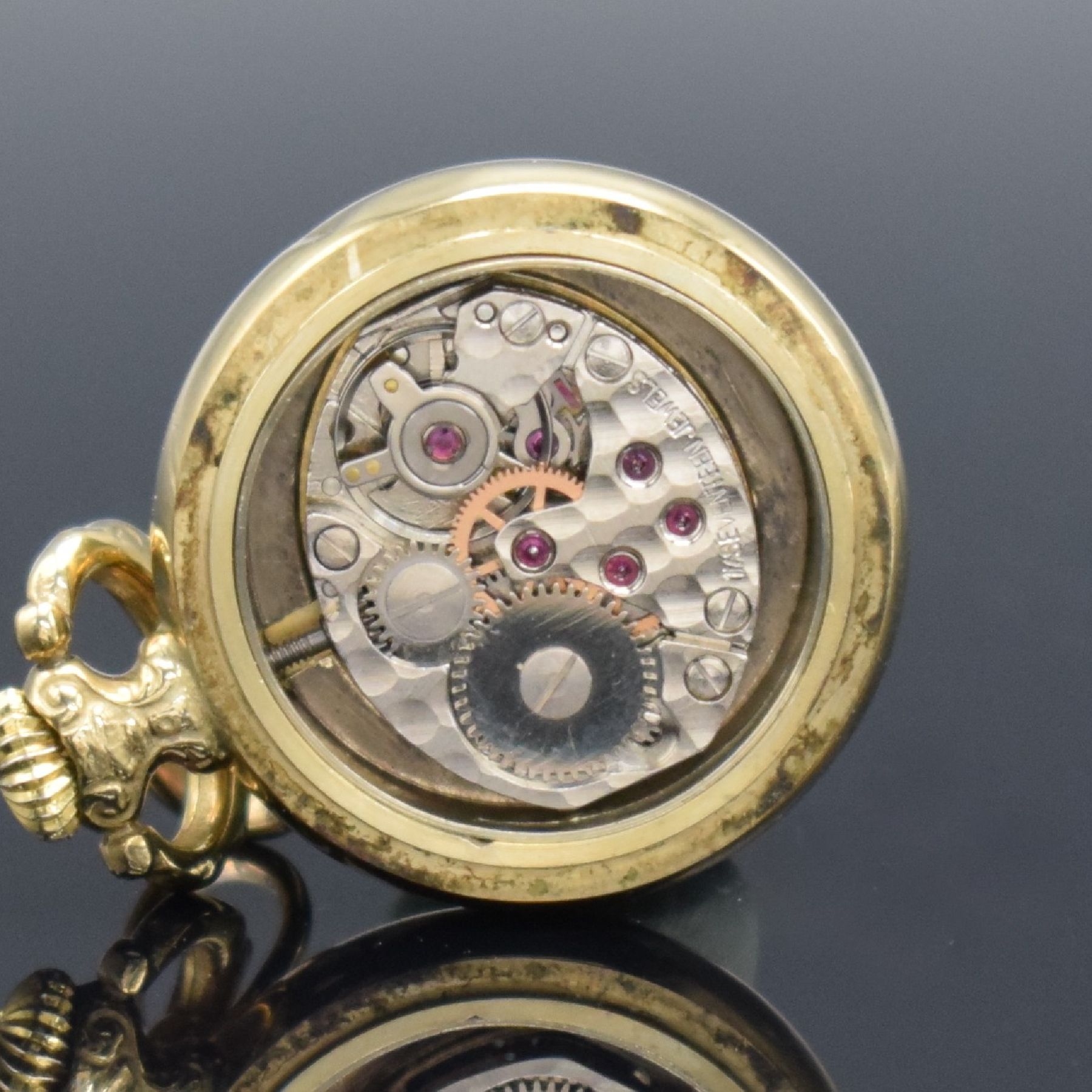 Detail e: Konvolut: 2 Damentaschenuhren in Gold, 1 x Stowa in GG 585/000, 1 x Condor in GG 333/000, Deutschland um 1970, beide Handaufzug, Stowa D. ca. 23 mm, ...